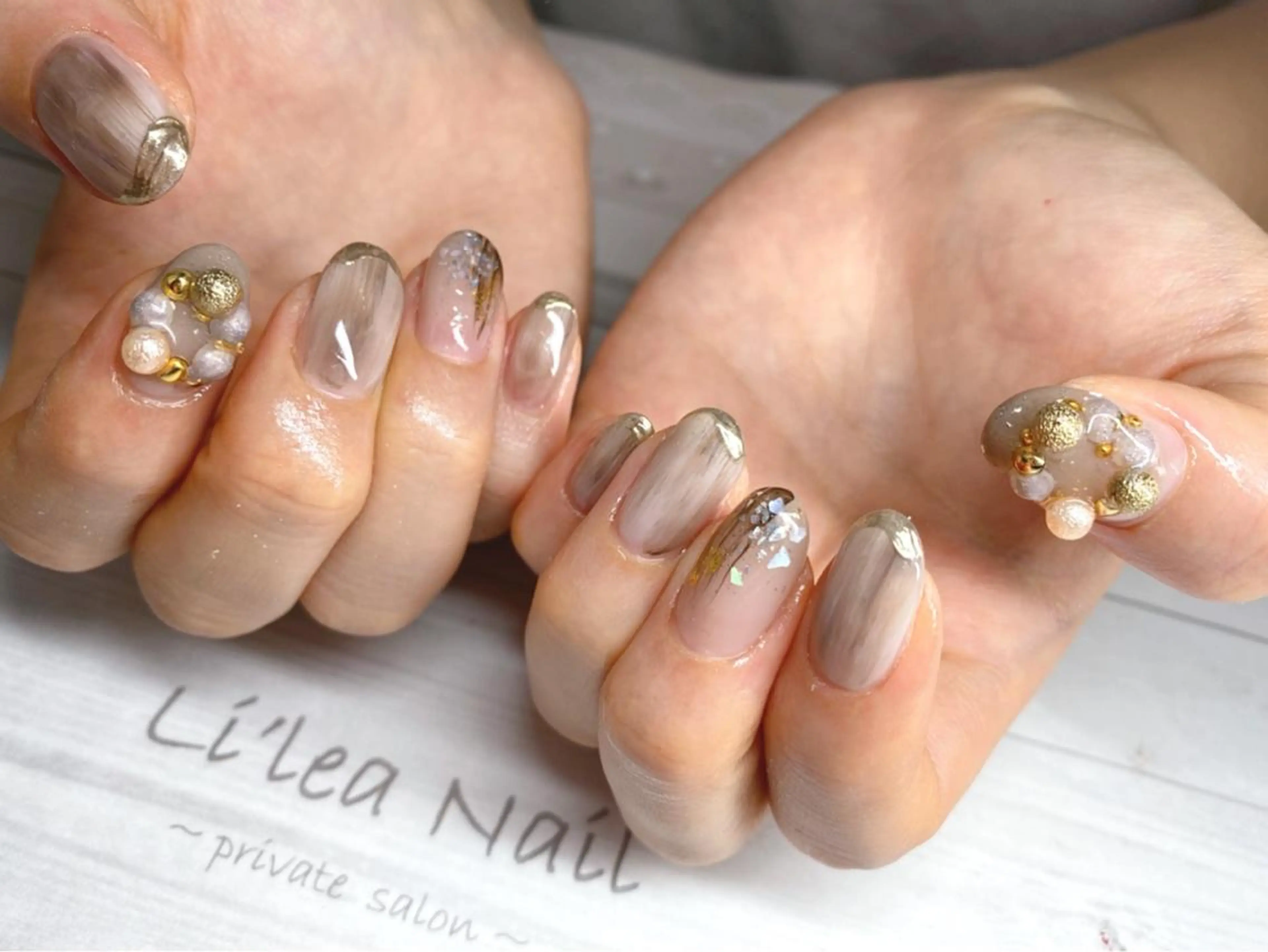 ネイル Li'leaNail AINAのネイルデザイン