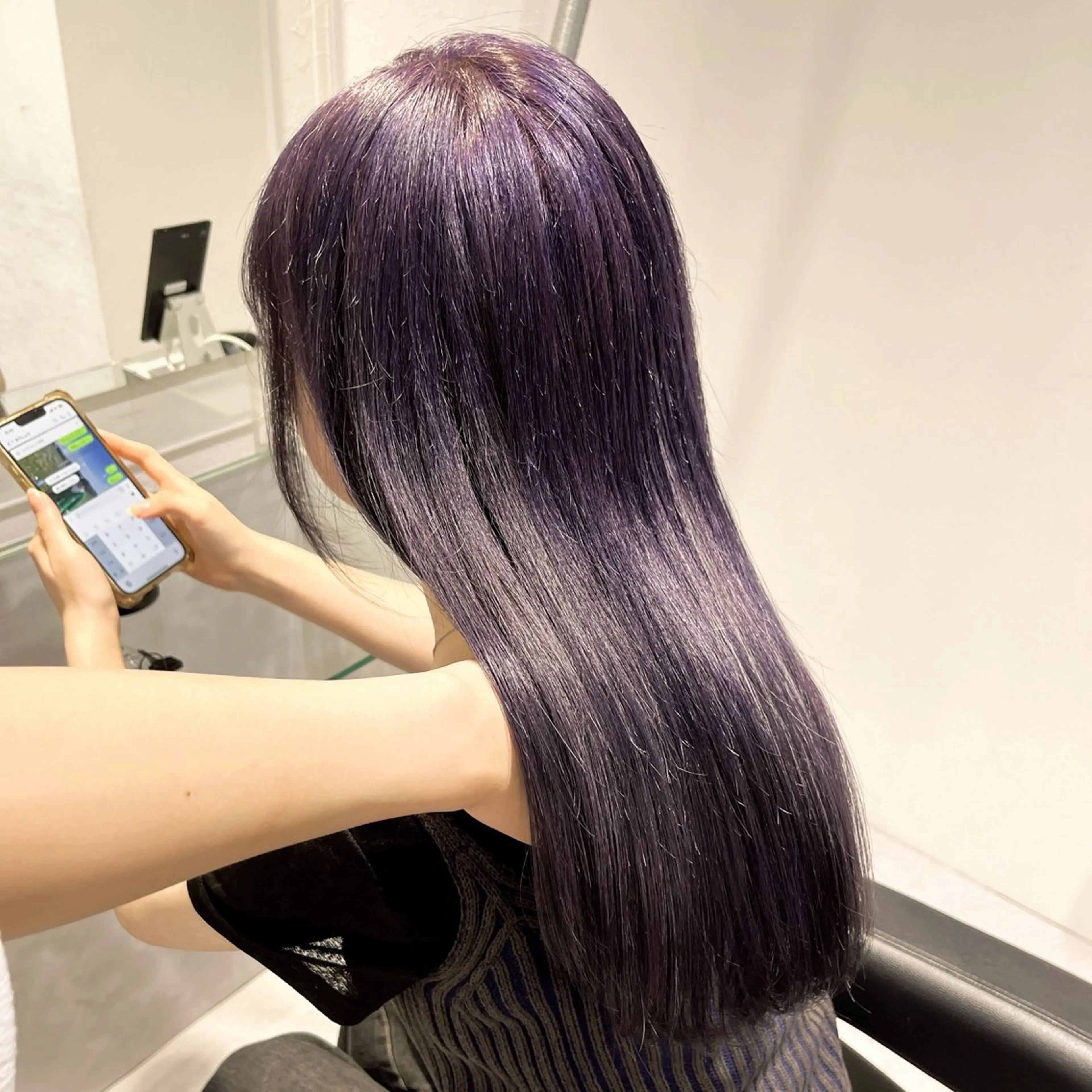 ロング カラー 🫧うる艶トレンド 🫧透明感カラーのヘアスタイル