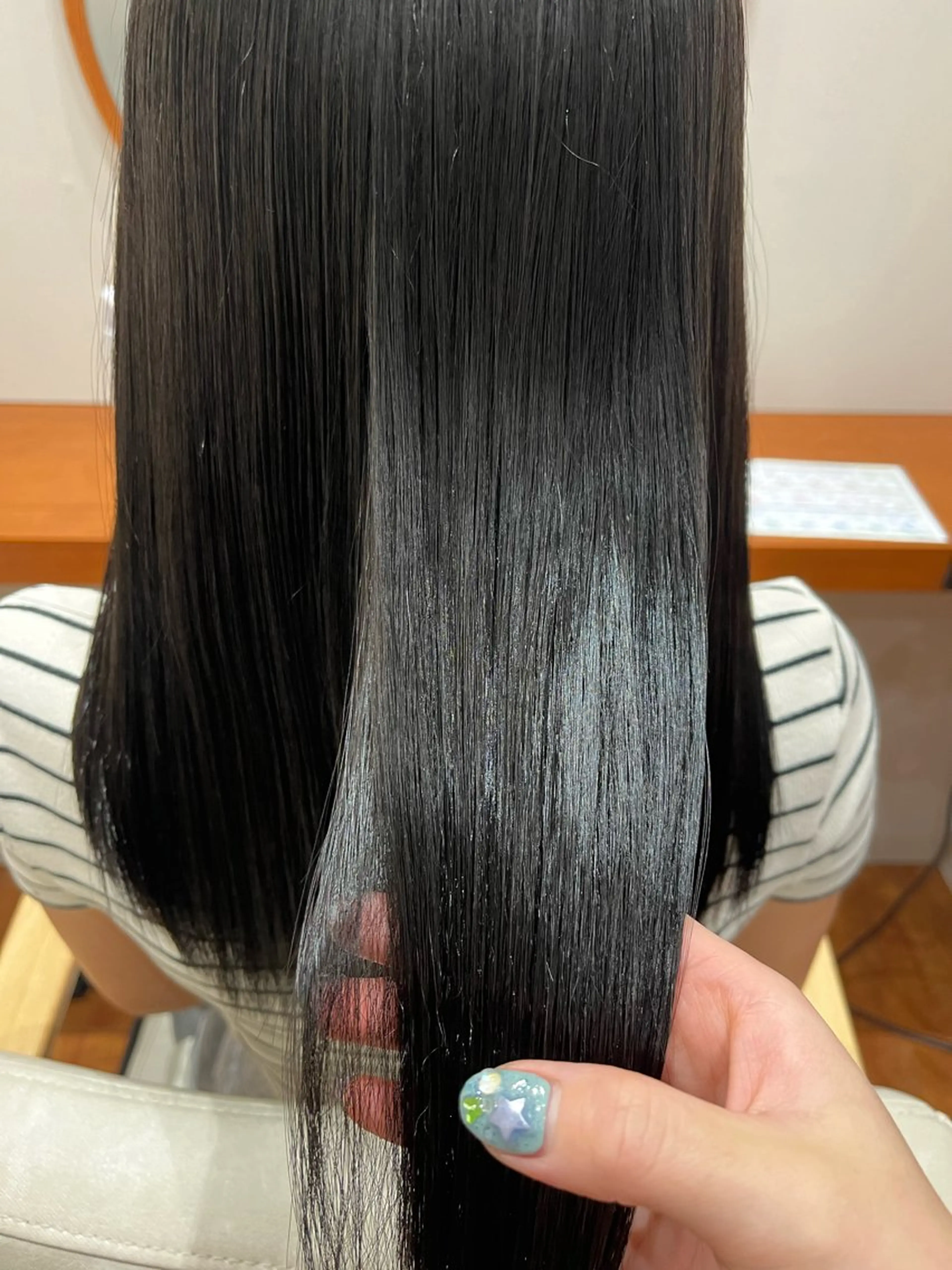 セミロング カラー 髪質改善 トリートメント カット ヘアカラー トリートメント ﾚｲﾔｰ🩵透明感 ೀユイ🌙のヘアスタイル