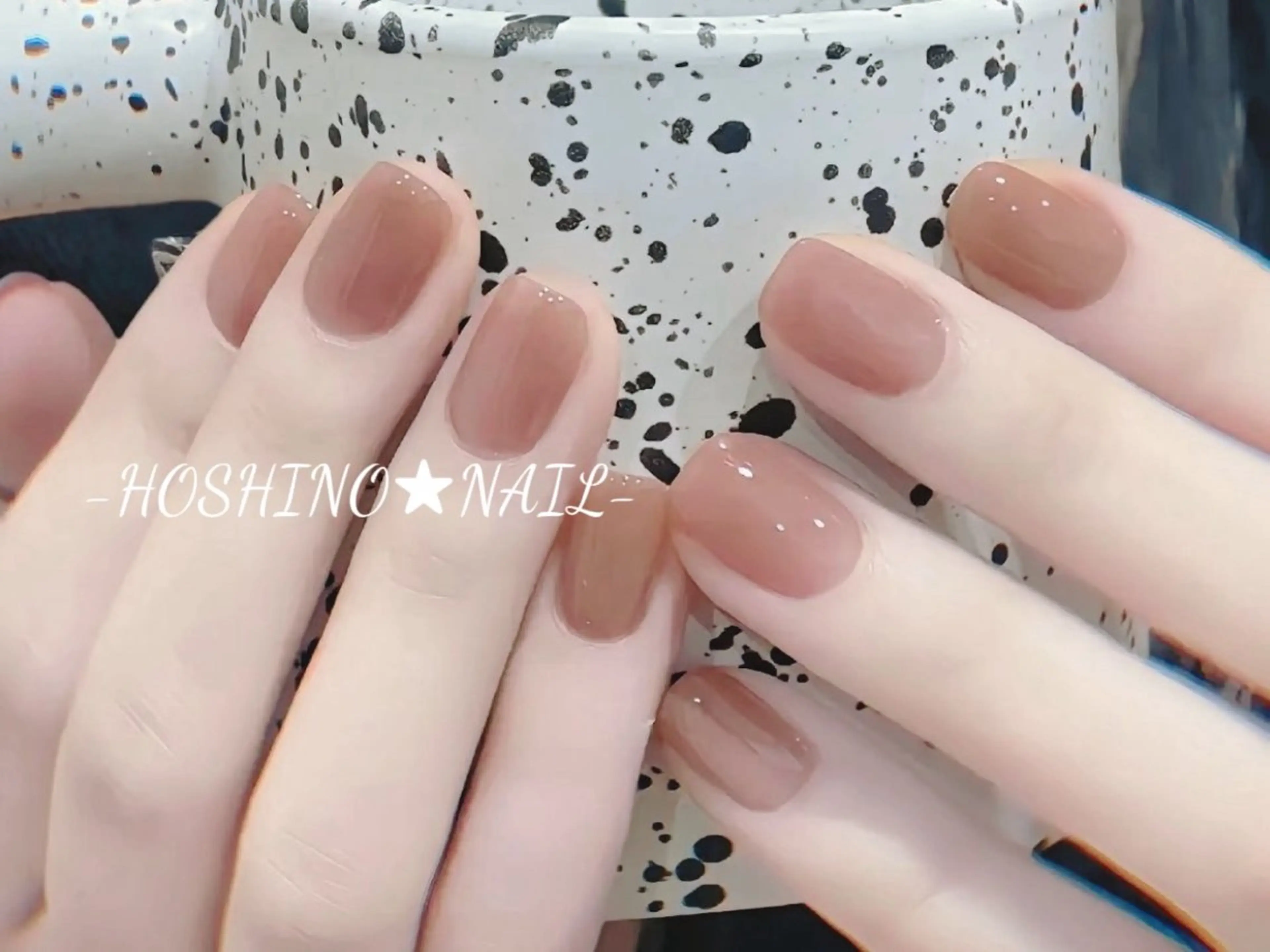 「平日限定」「ミニモ限定割引」＜自爪＞ワンカラー・ラメグラ・ケア付きの写真