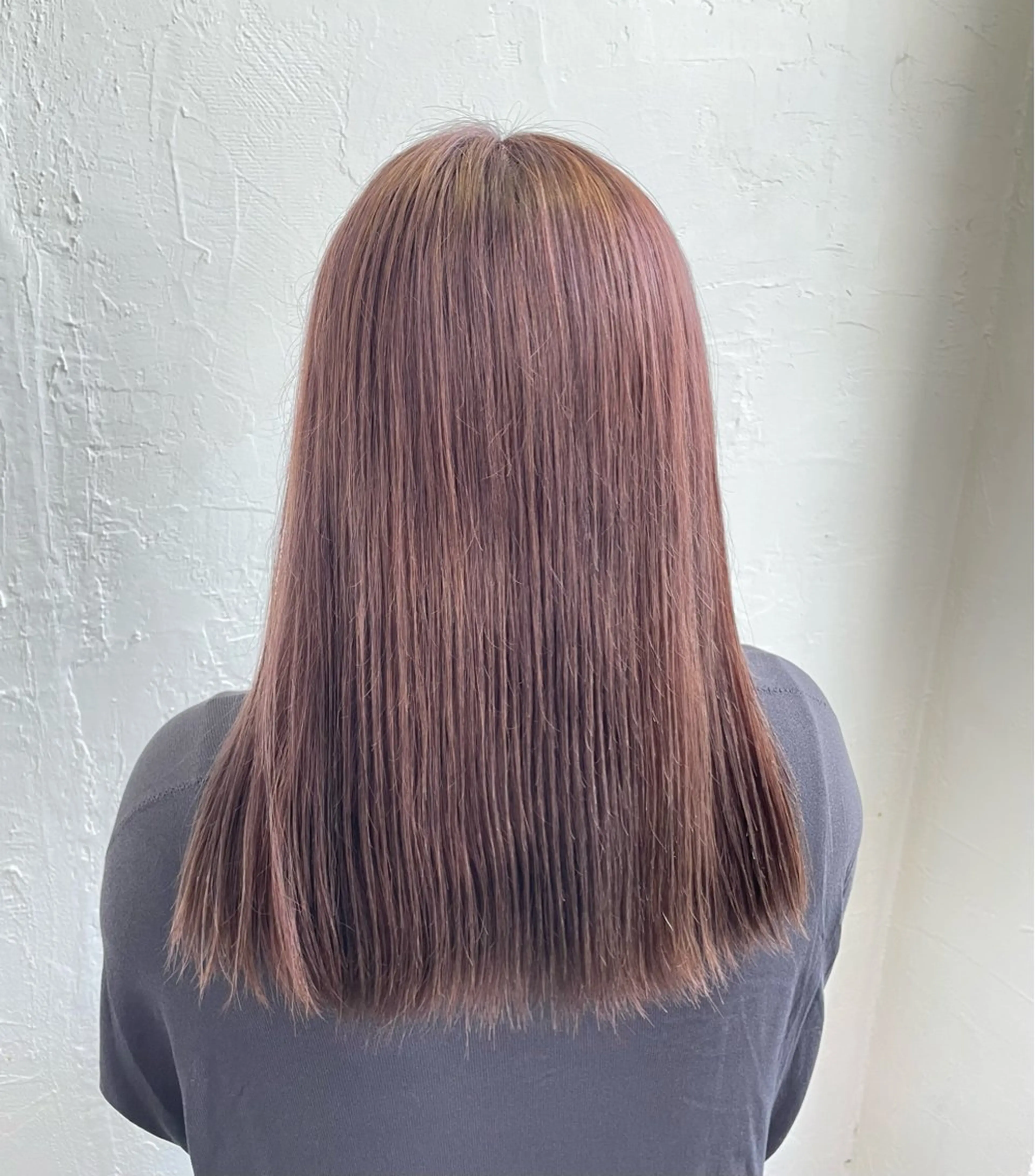 根元のbleach ＋ one color 🩰‎🤍の写真