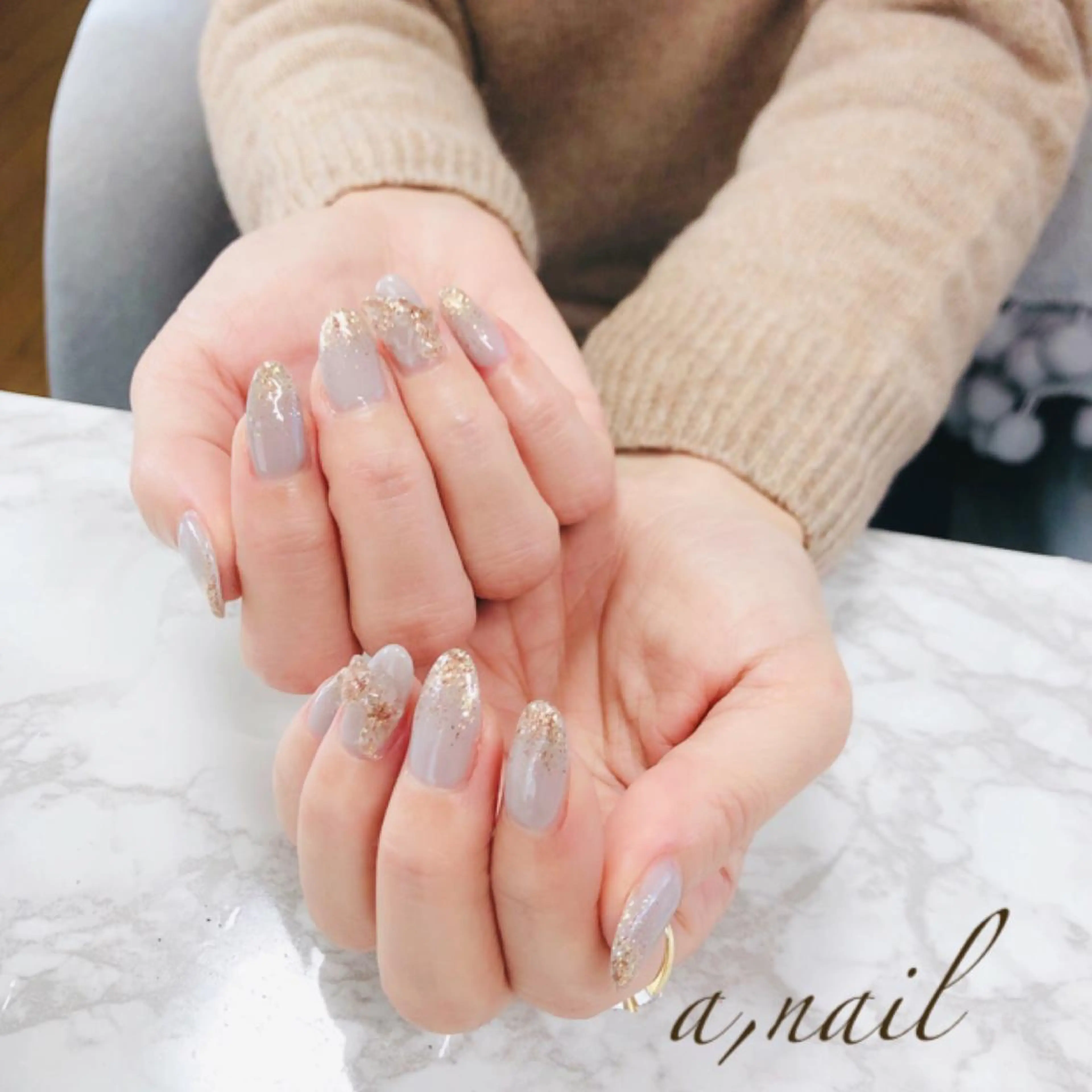 ネイル フットネイル ラメ(グリッター) ニュアンスネイル オフィスネイル ワンカラーネイル ハンドネイル ネイルサロン エーネイルのネイルデザイン