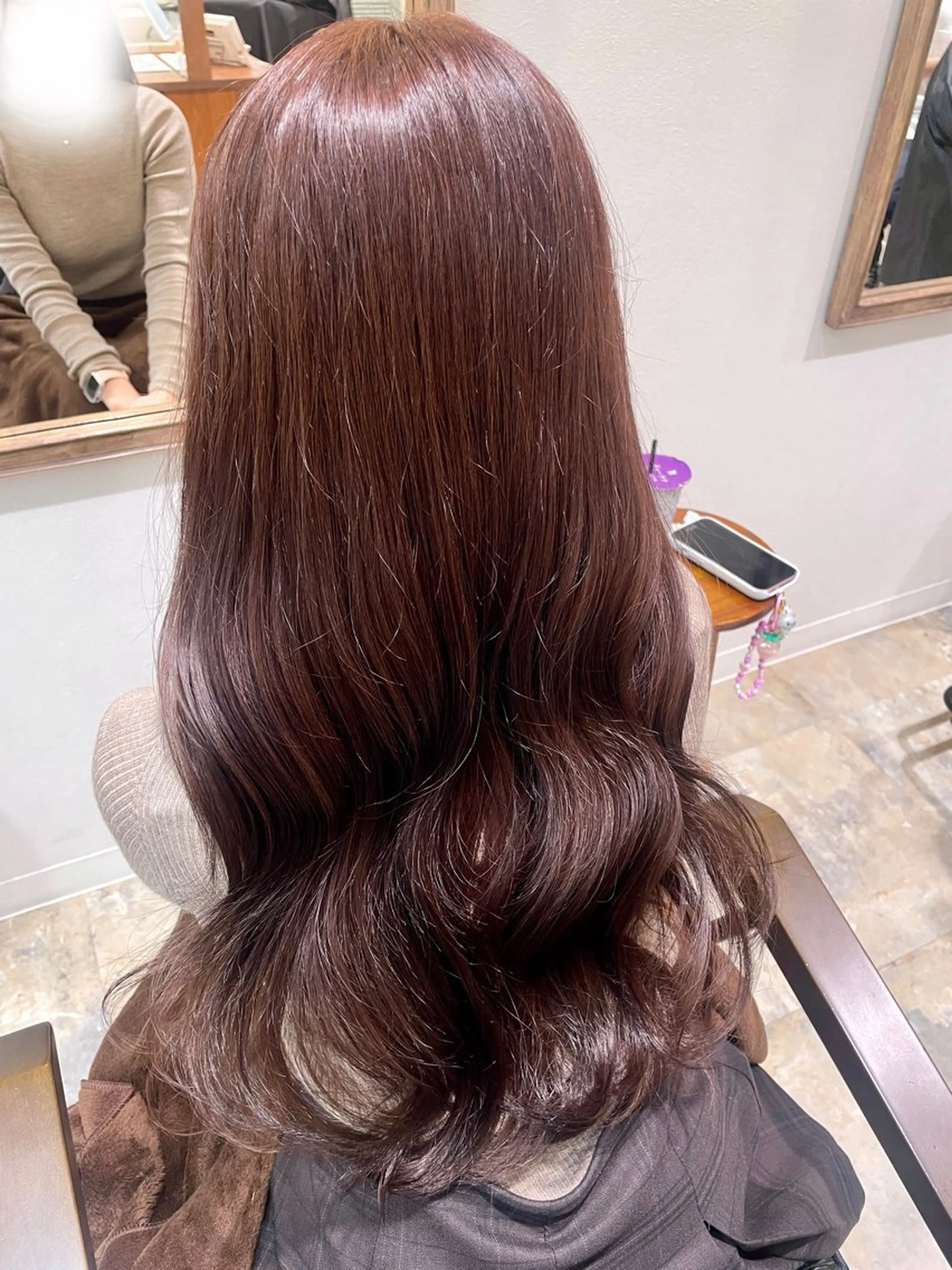 セミロング カラー 小堺 瑞姫のヘアスタイル