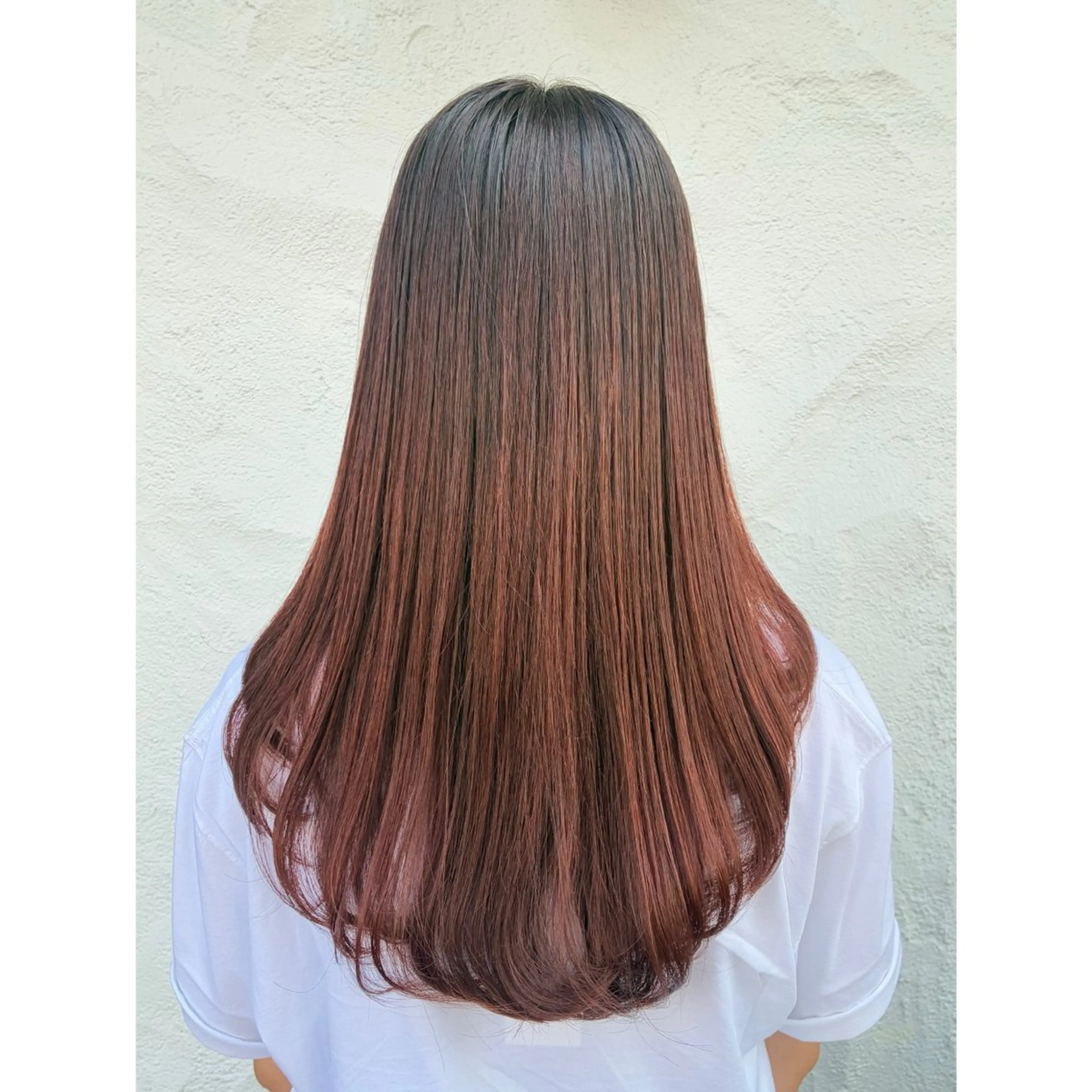 ロング 🪞Kana｜透明感 カラー × 髪質改善のヘアスタイル