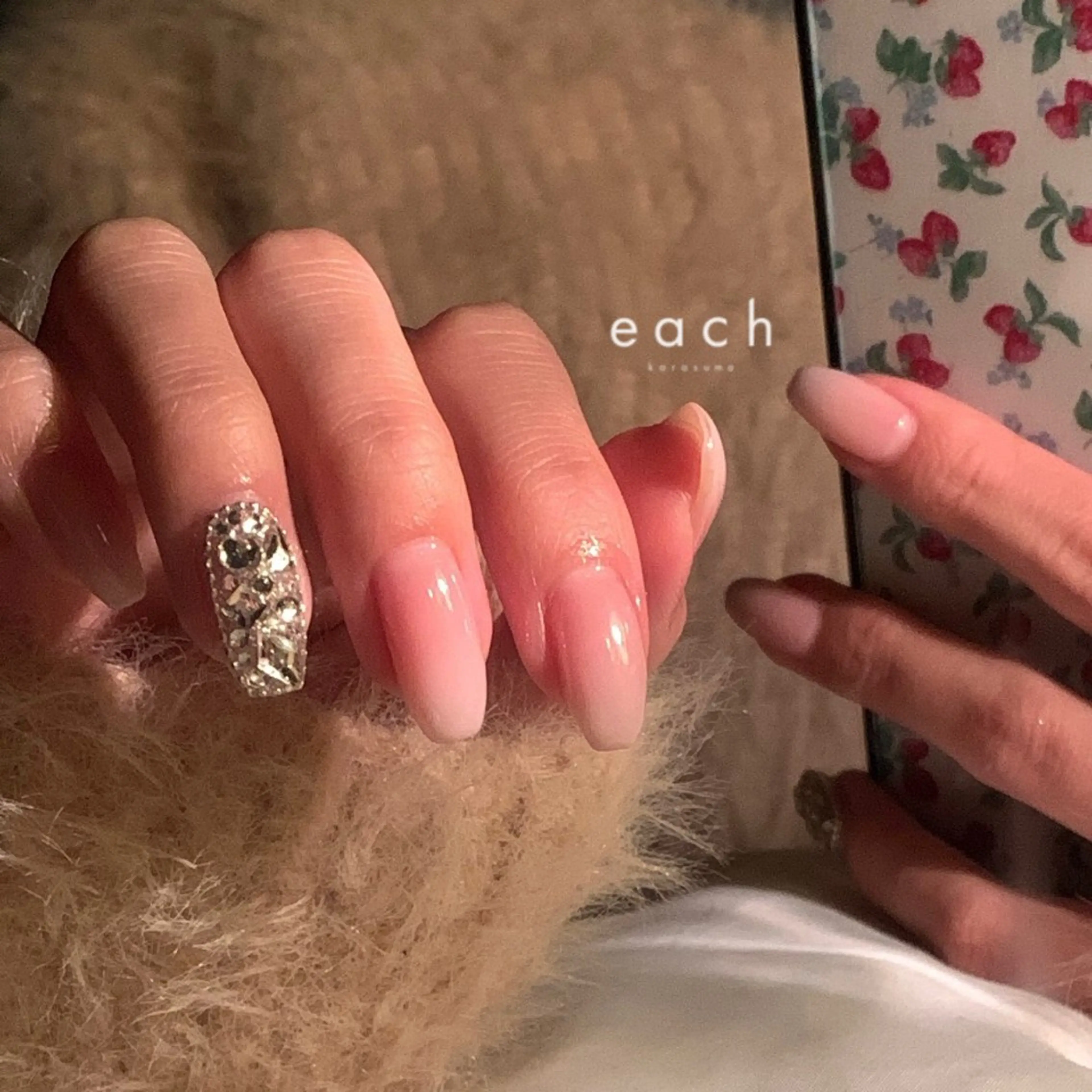 ネイル each Hibikiのネイルデザイン