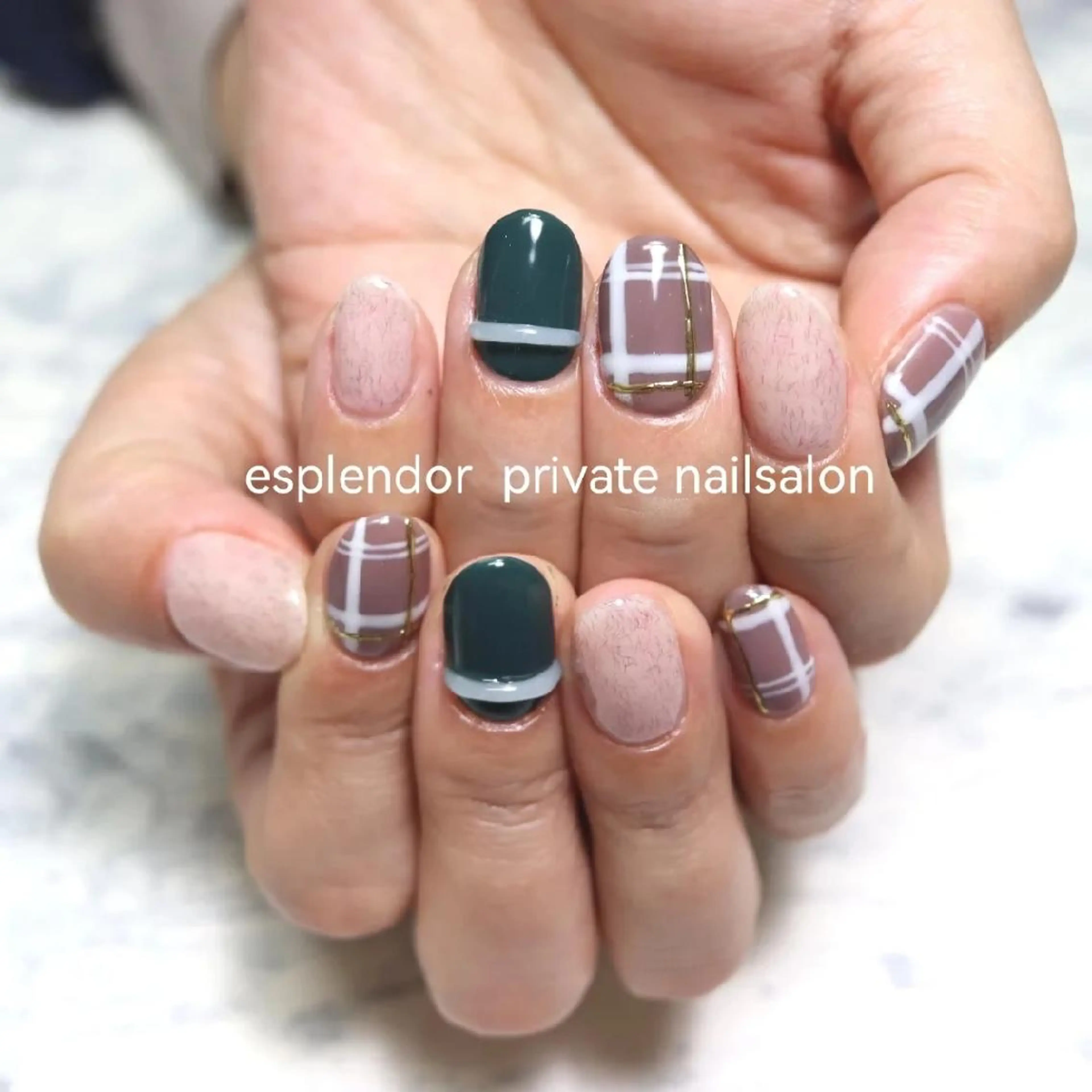 ネイル ミラーネイル esplendor  エスプレンドル所属・esplendor  小野寺のネイルデザイン