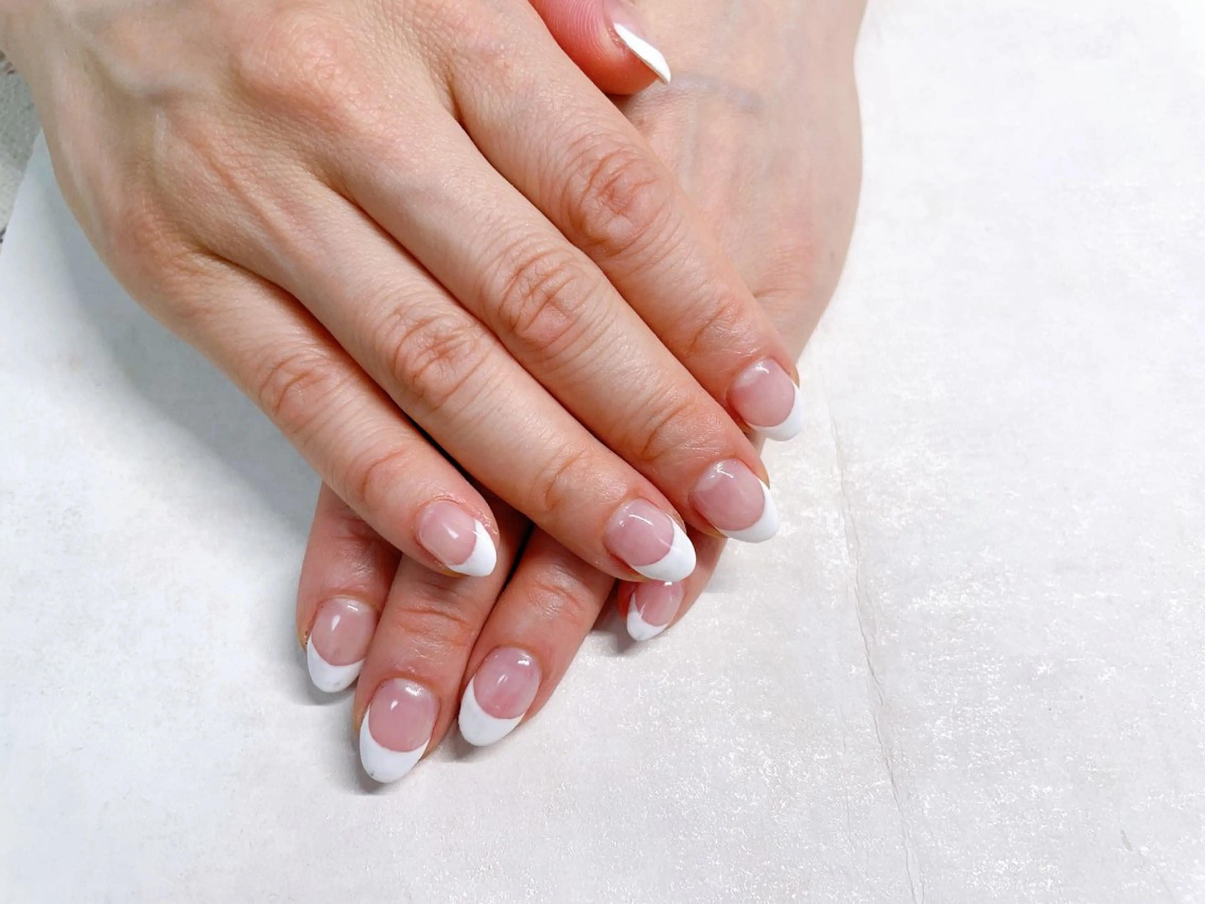 ネイル オーロラネイル フラワーネイル フットネイル フレンチネイル ジェルネイル mogunail &blowのネイルデザイン