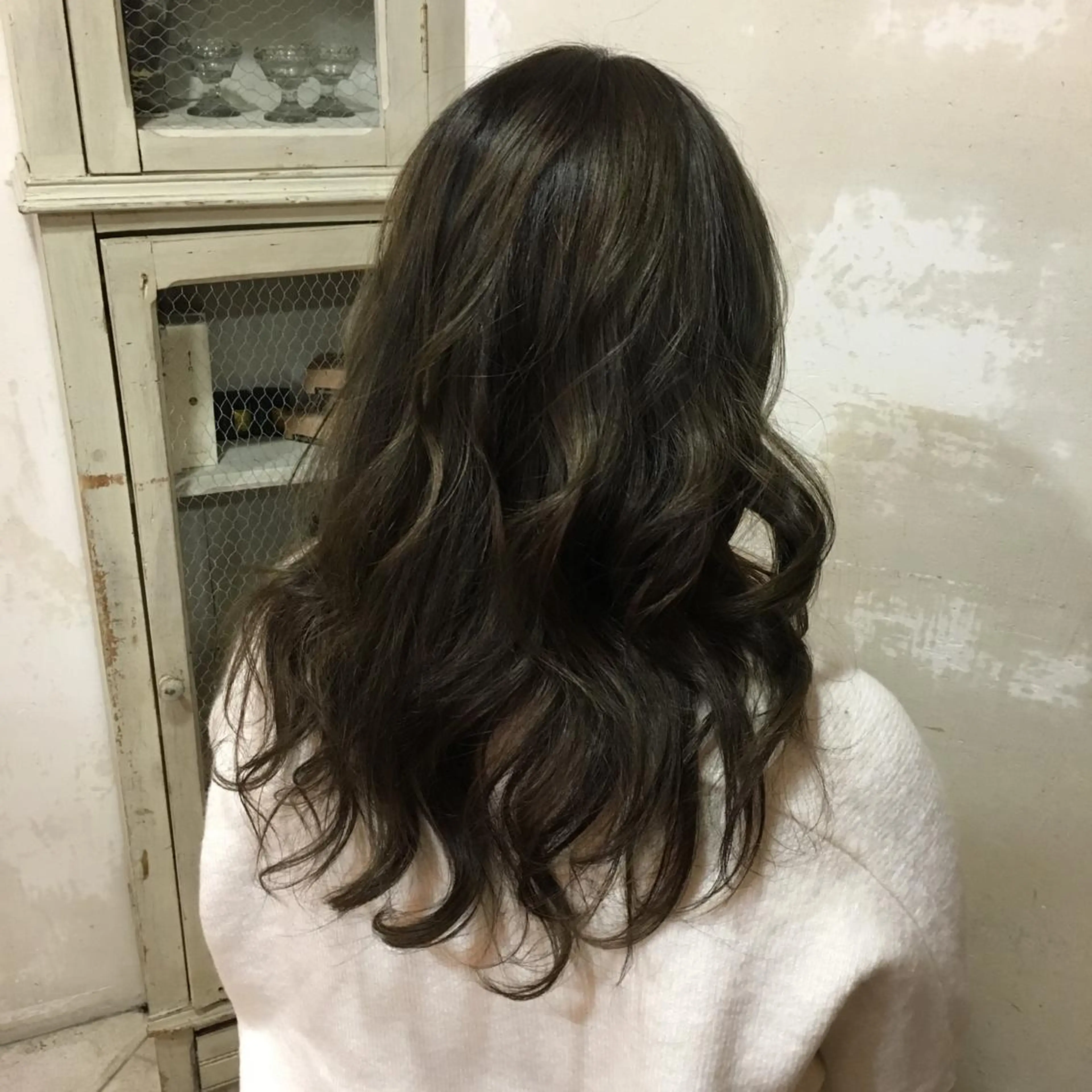 ロング カラー ヘアアレンジ イルミナカラー 井上 日菜乃のヘアスタイル