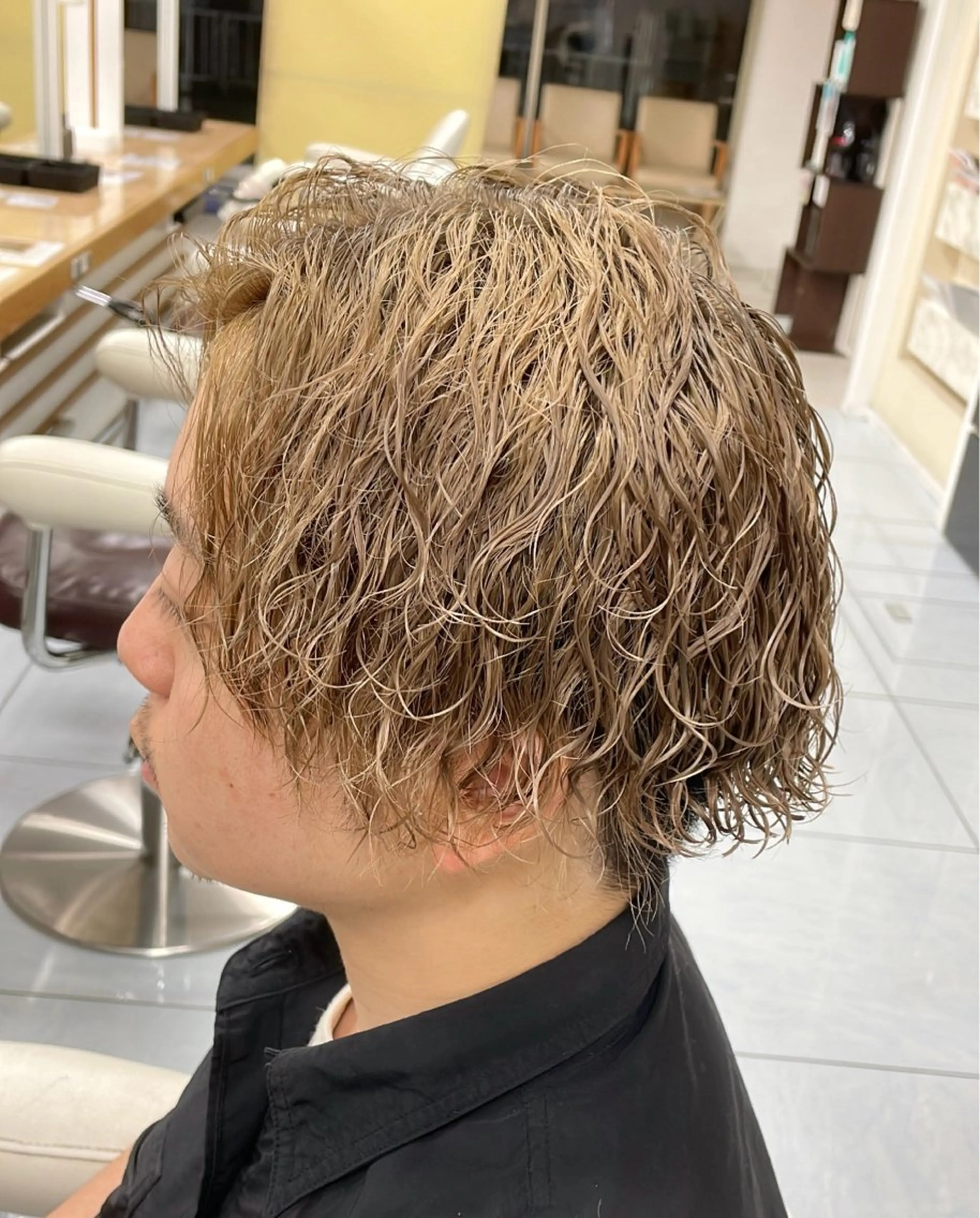 パーマ メンズ ブリーチなしカラー/ 韓国ヘア/モモ/横浜のヘアスタイル