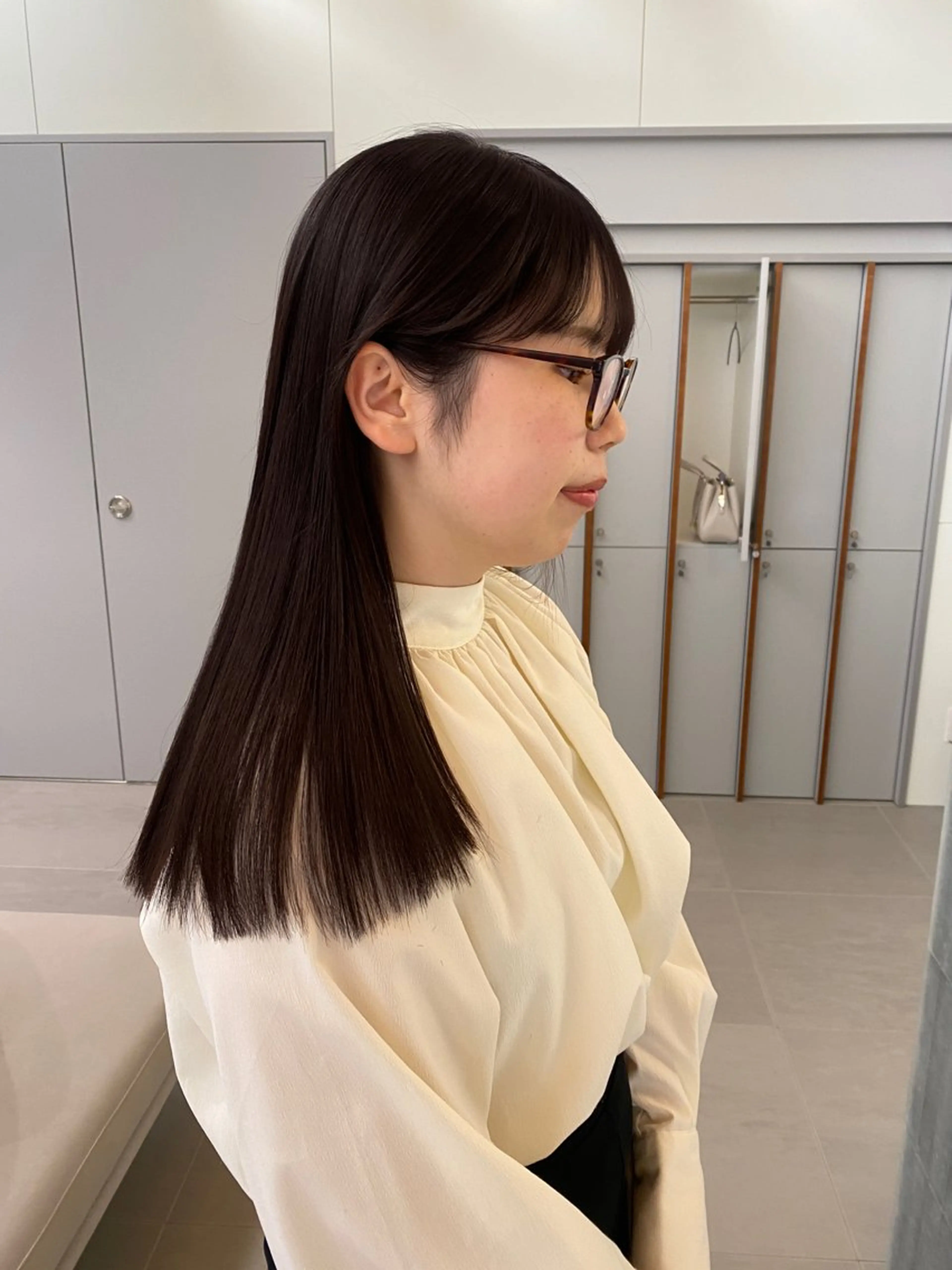 ロング 高発色ブリーチ/ ハイレイヤー🪽aiのヘアスタイル