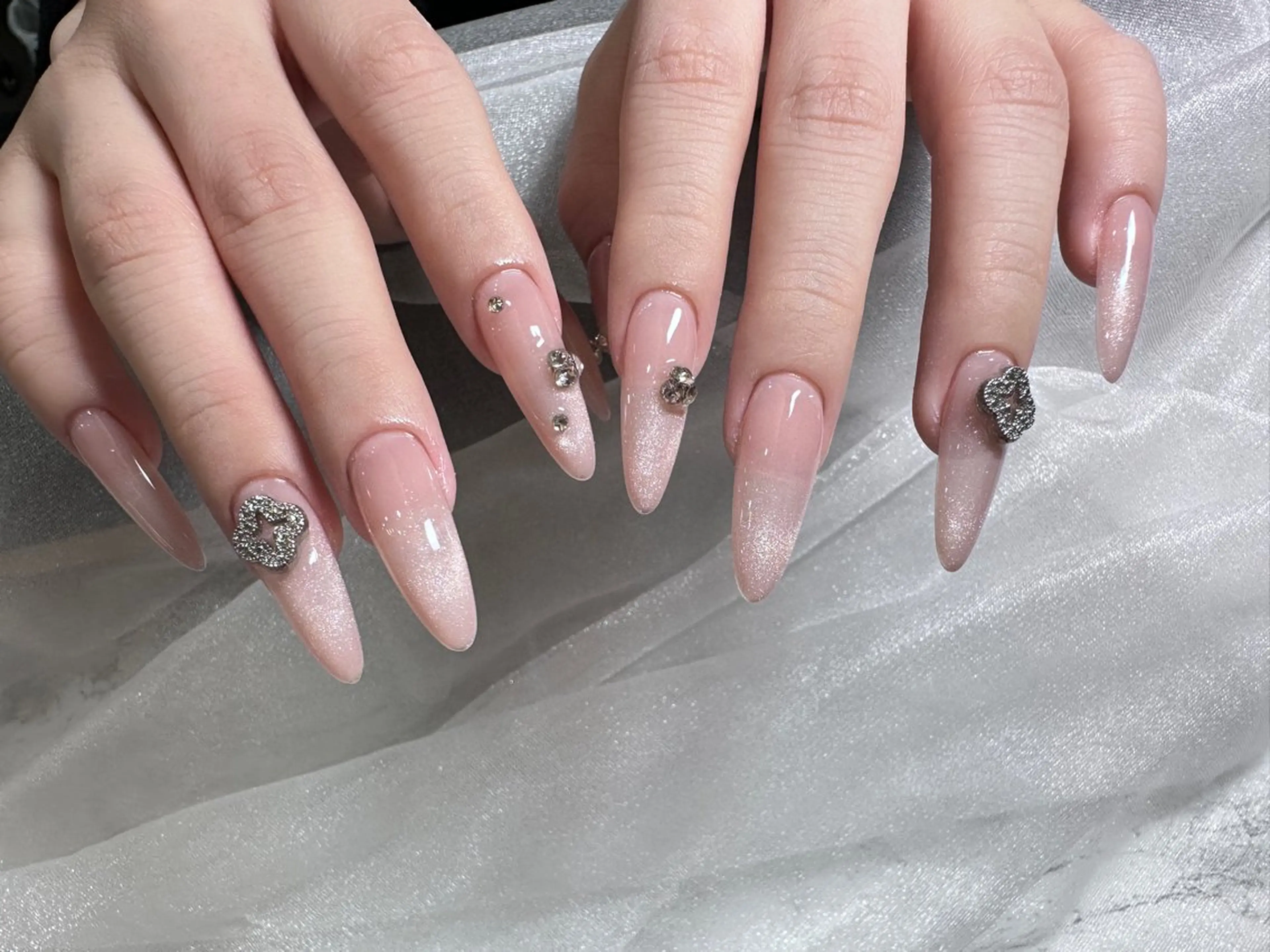 ネイル Moci Nail Salonのネイルデザイン