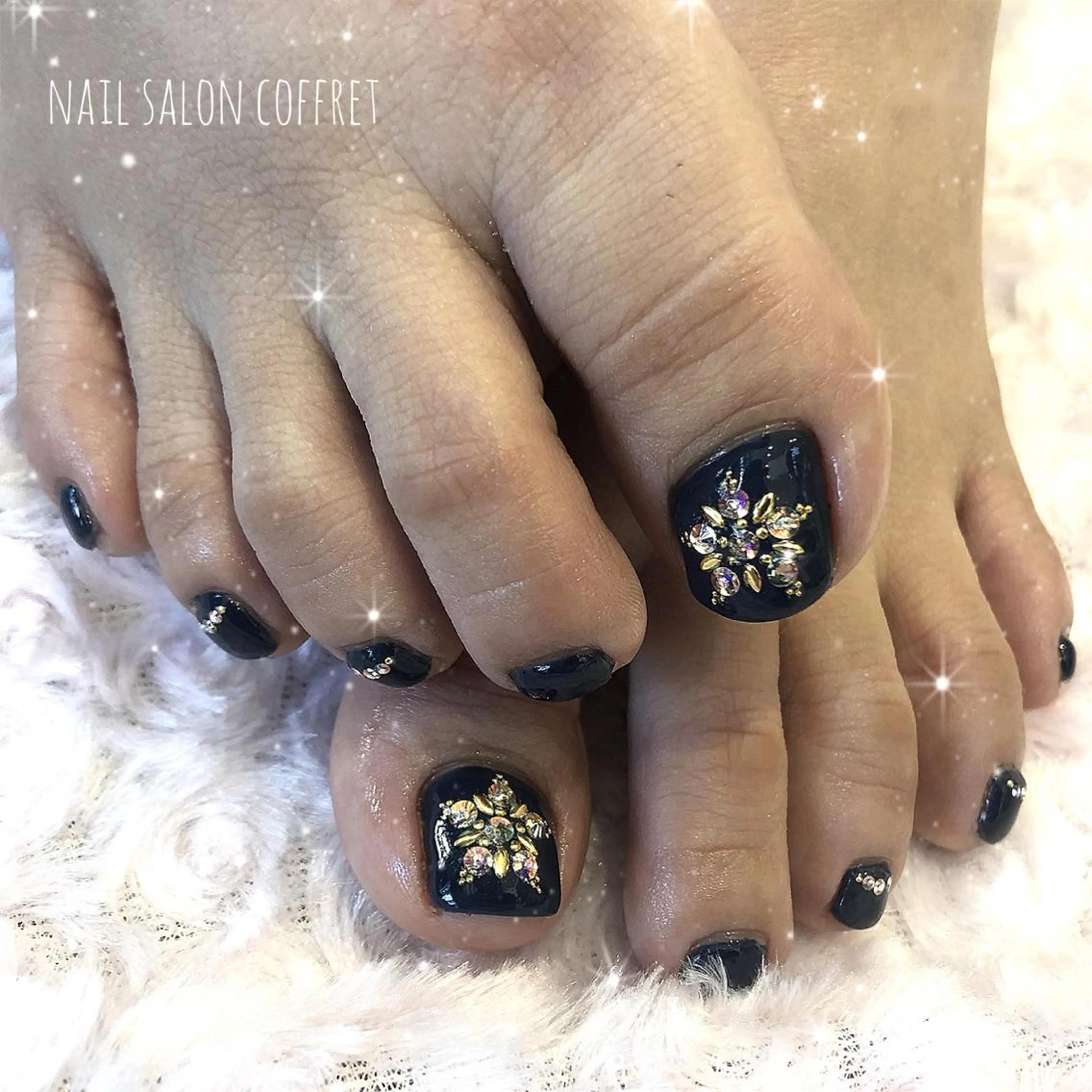 ネイル ストーンネイル 💕WOLTOKYO 池袋💕maiのネイルデザイン