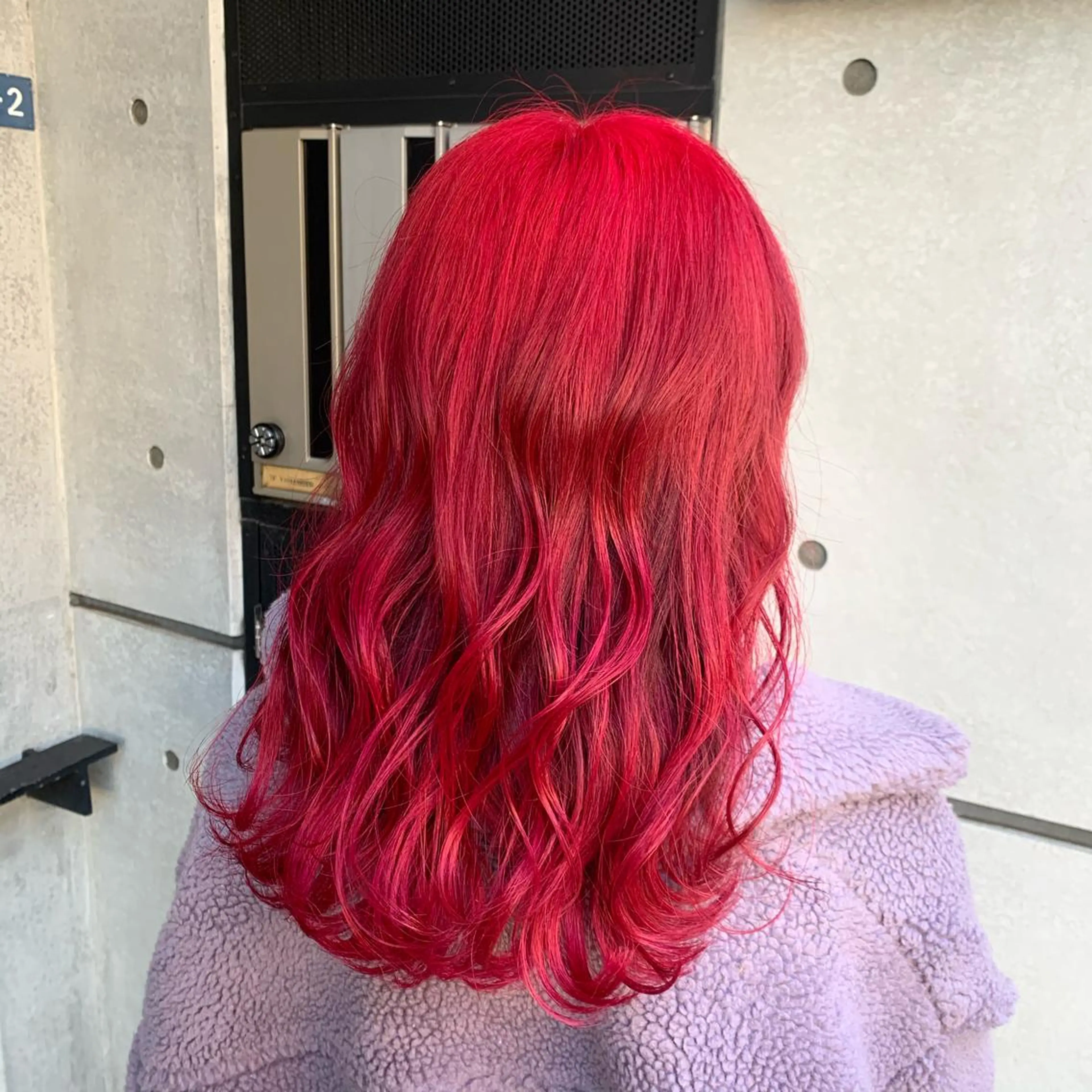 ミディアム カラー ヘアカラー 及川シゲル 髪質改善講師のヘアスタイル