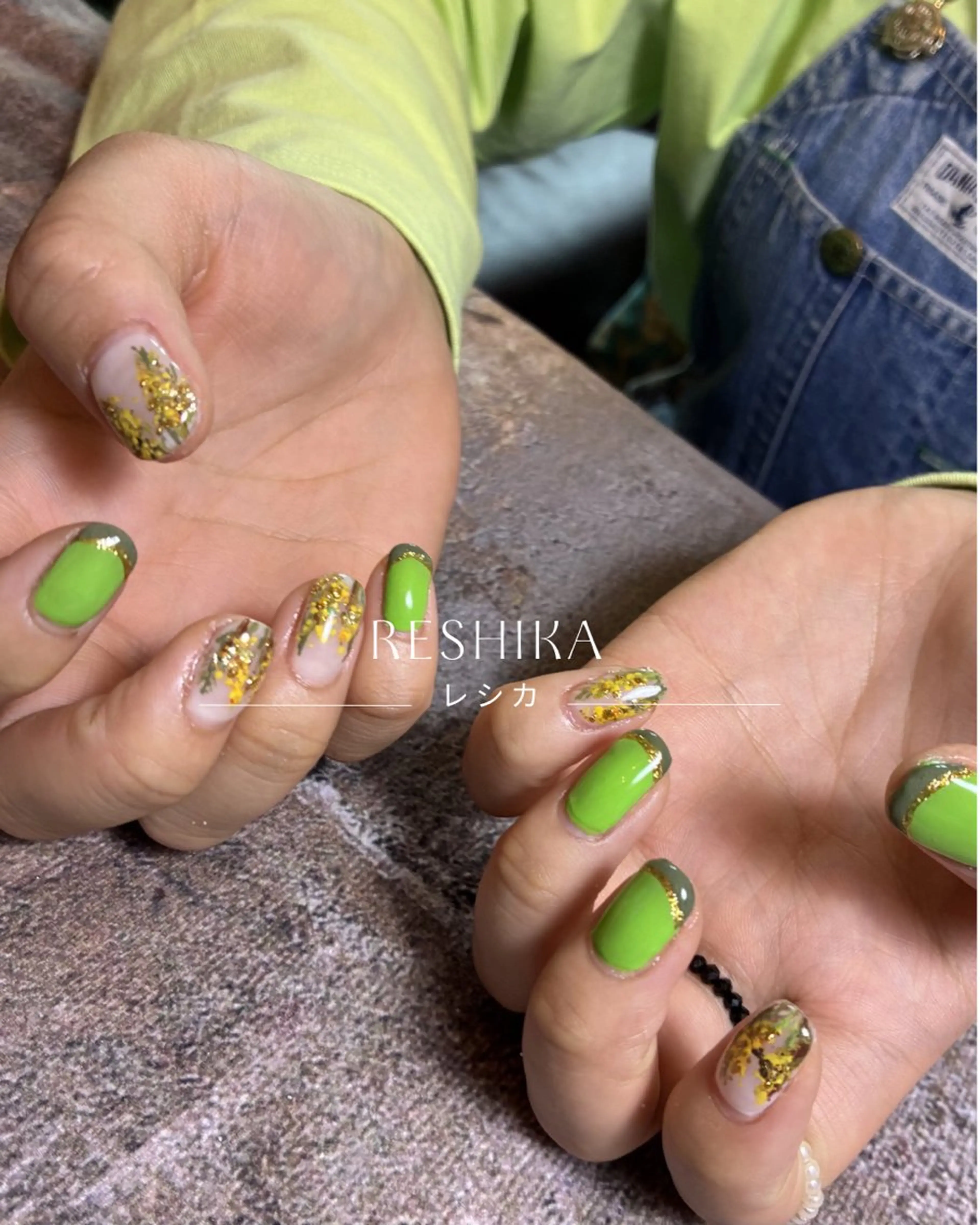 ネイル アートネイル グリーン 春ネイル 黄色 m mのエステ・リラクイメージ
