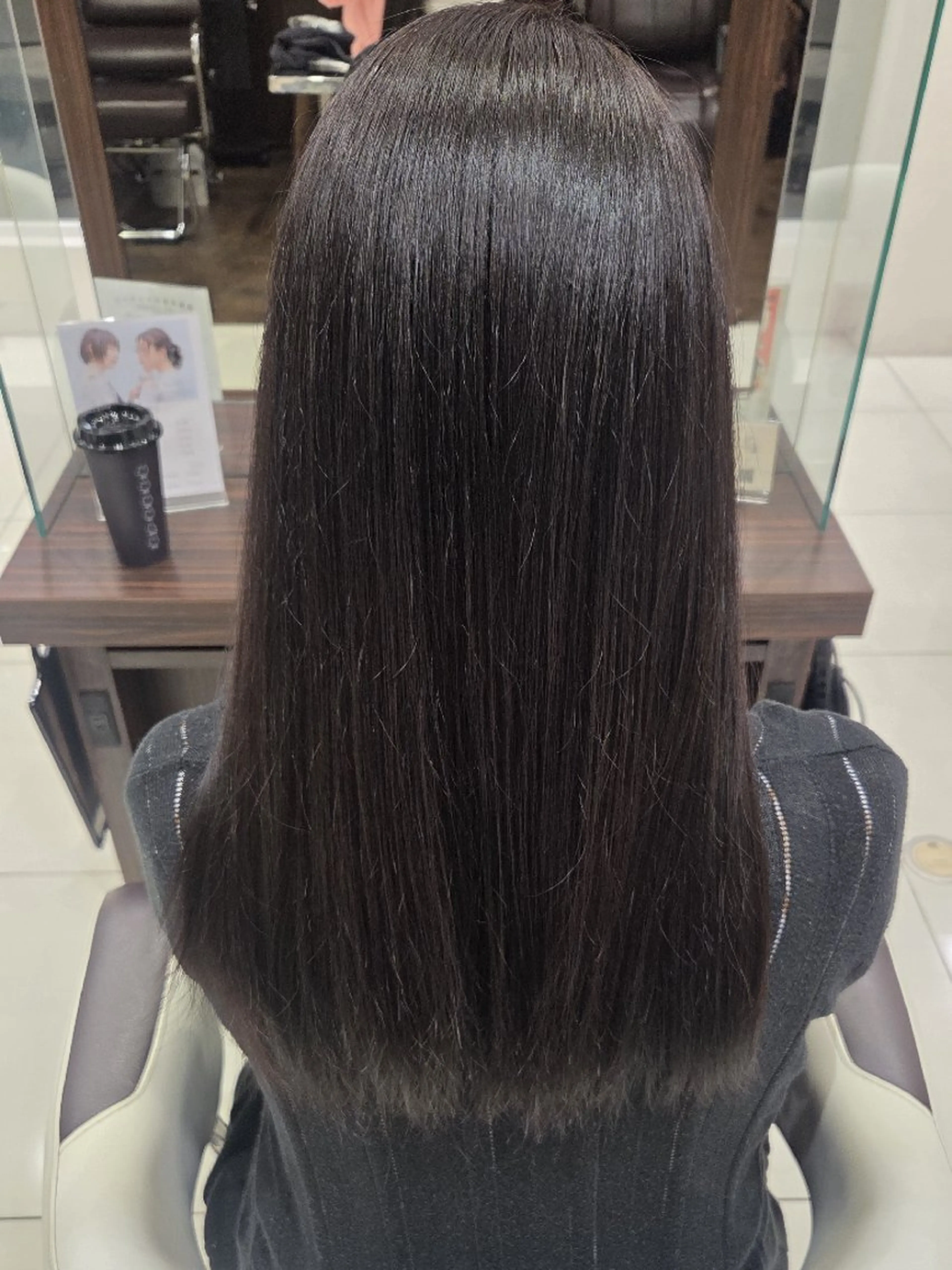 ロング 赤岩 咲希のヘアスタイル