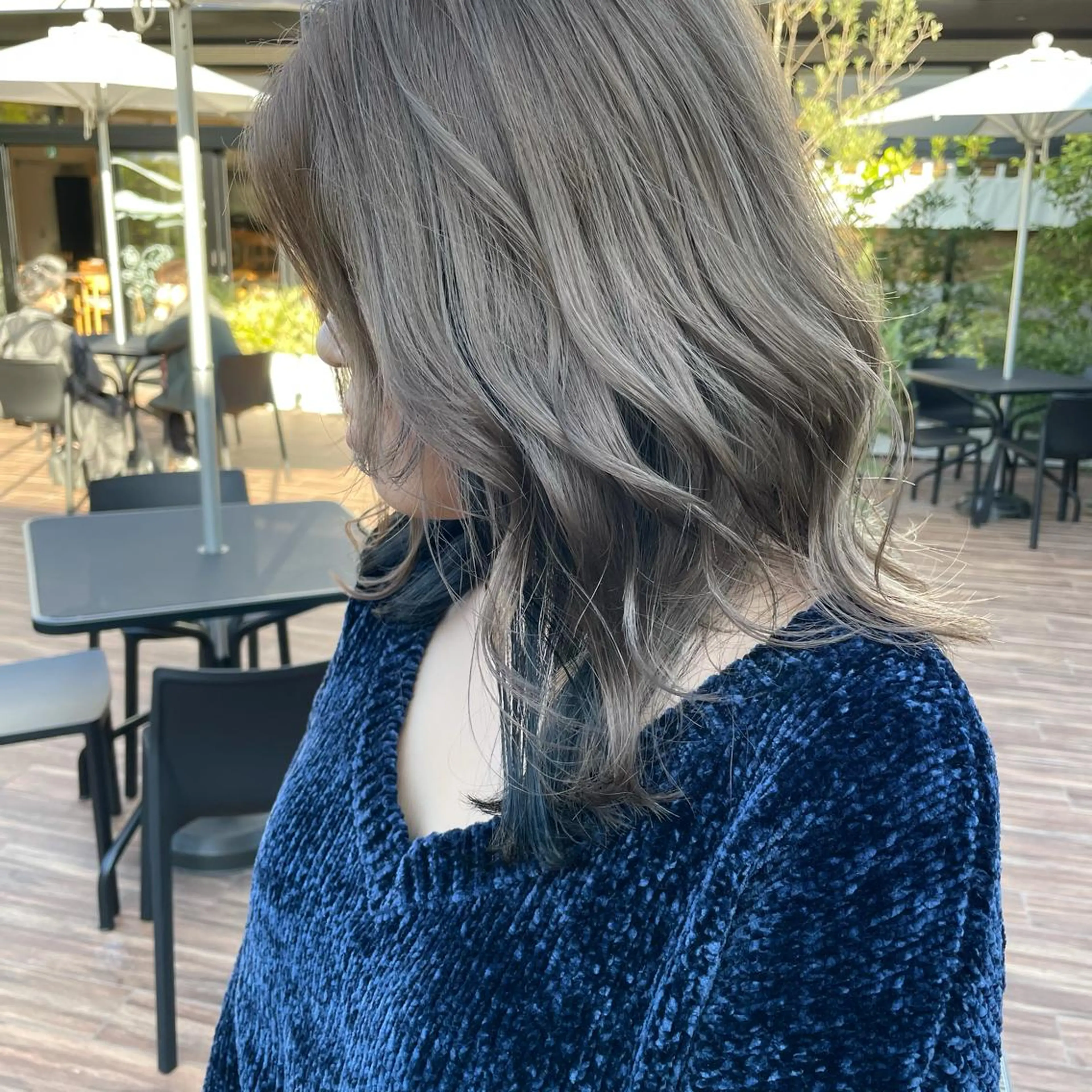 ミディアム カラー マエダ リョウのヘアスタイル