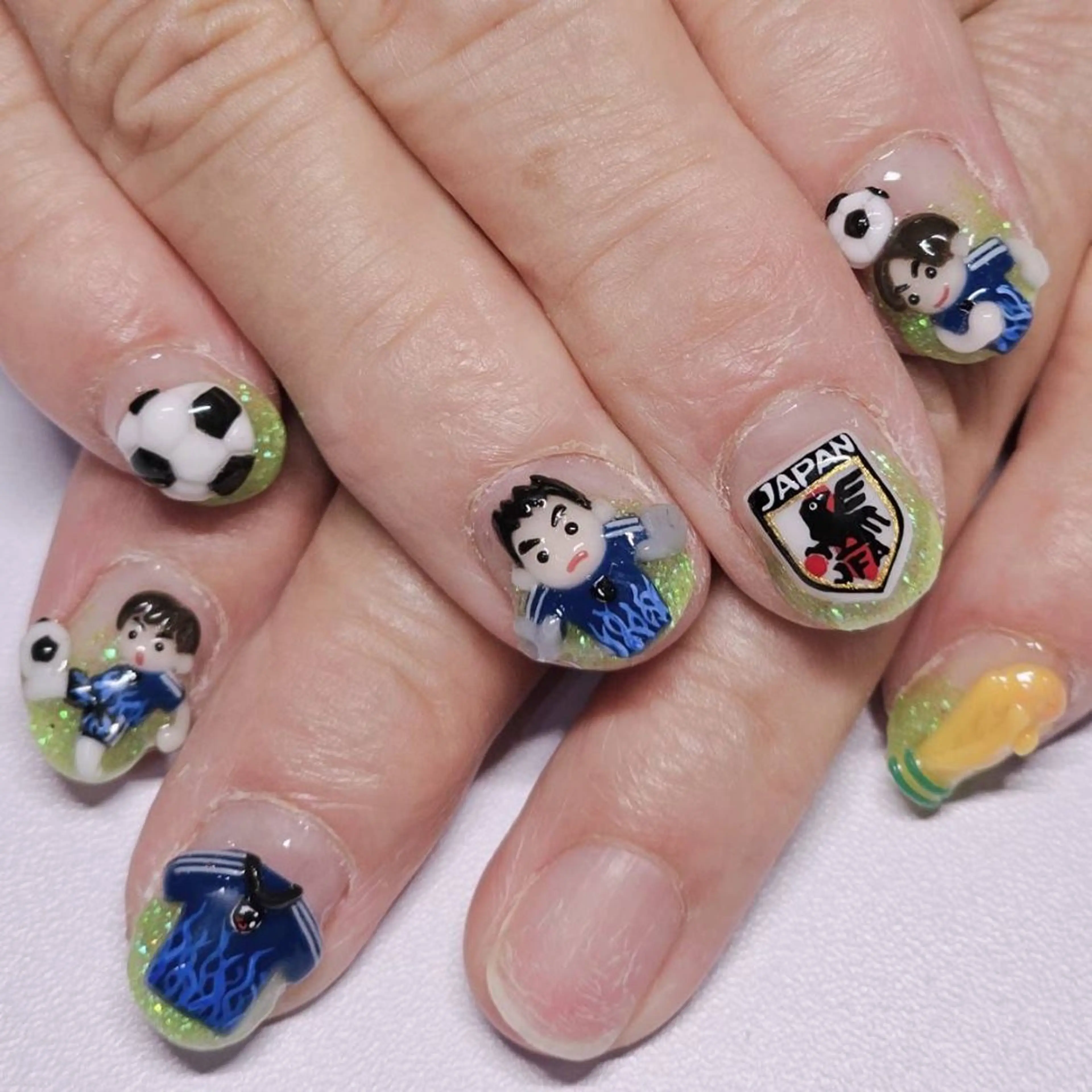 ネイル アートネイル グラデーション グリーン ラメ(グリッター) ハンドネイル よしだ ひろきのネイルデザイン