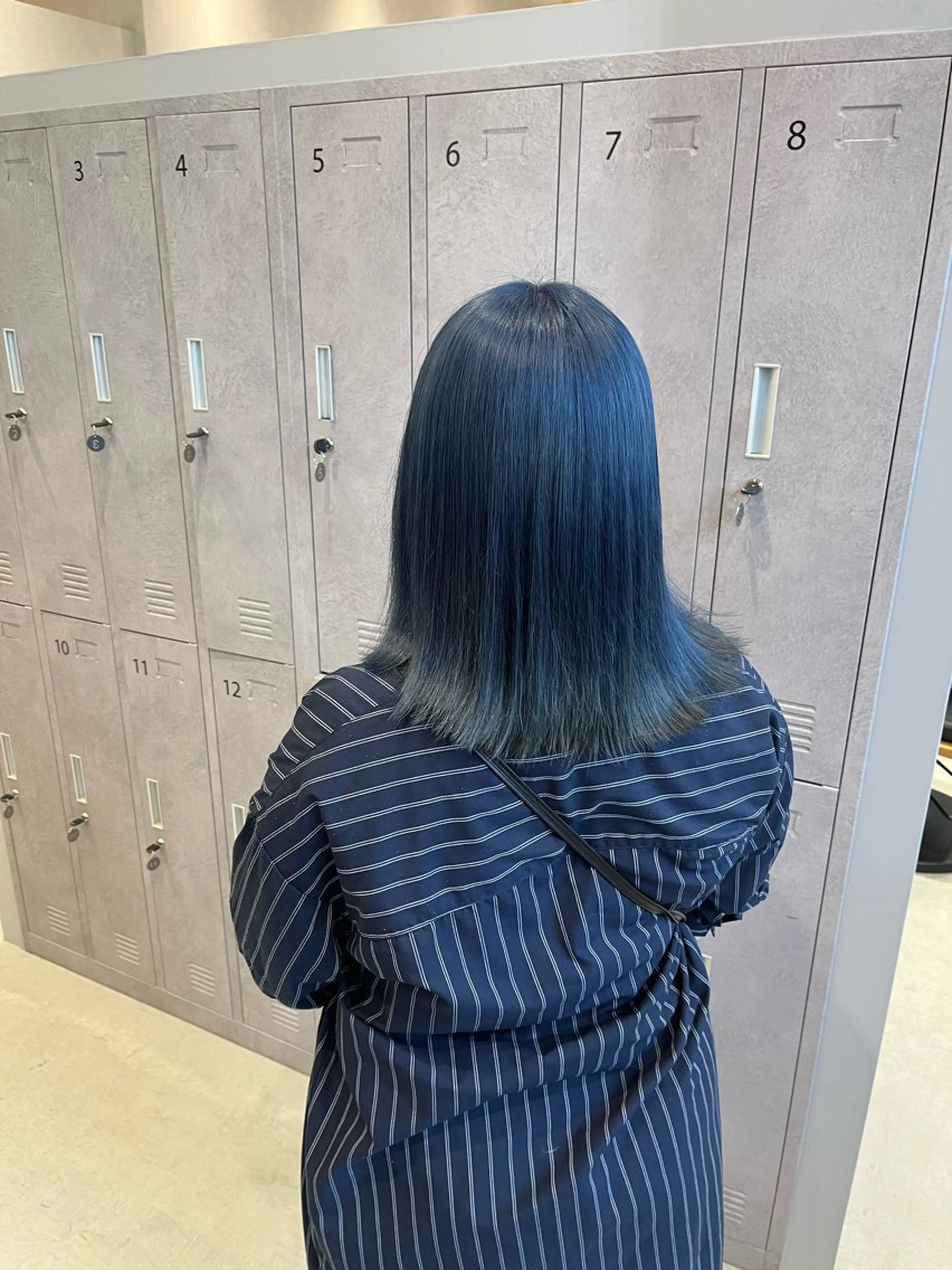 カラー 福島 果音のヘアスタイル