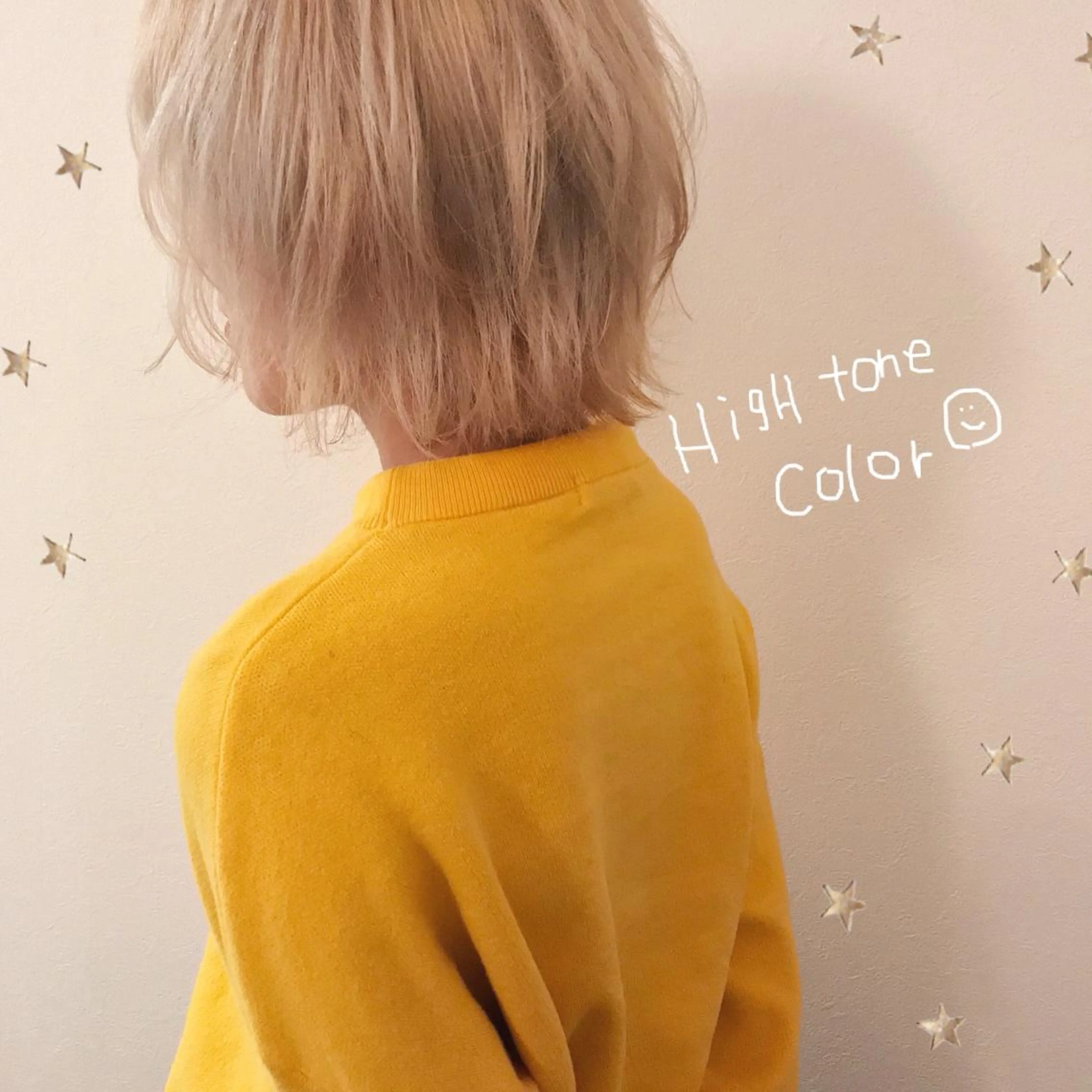 ショート カラー 市川 千夏のヘアスタイル