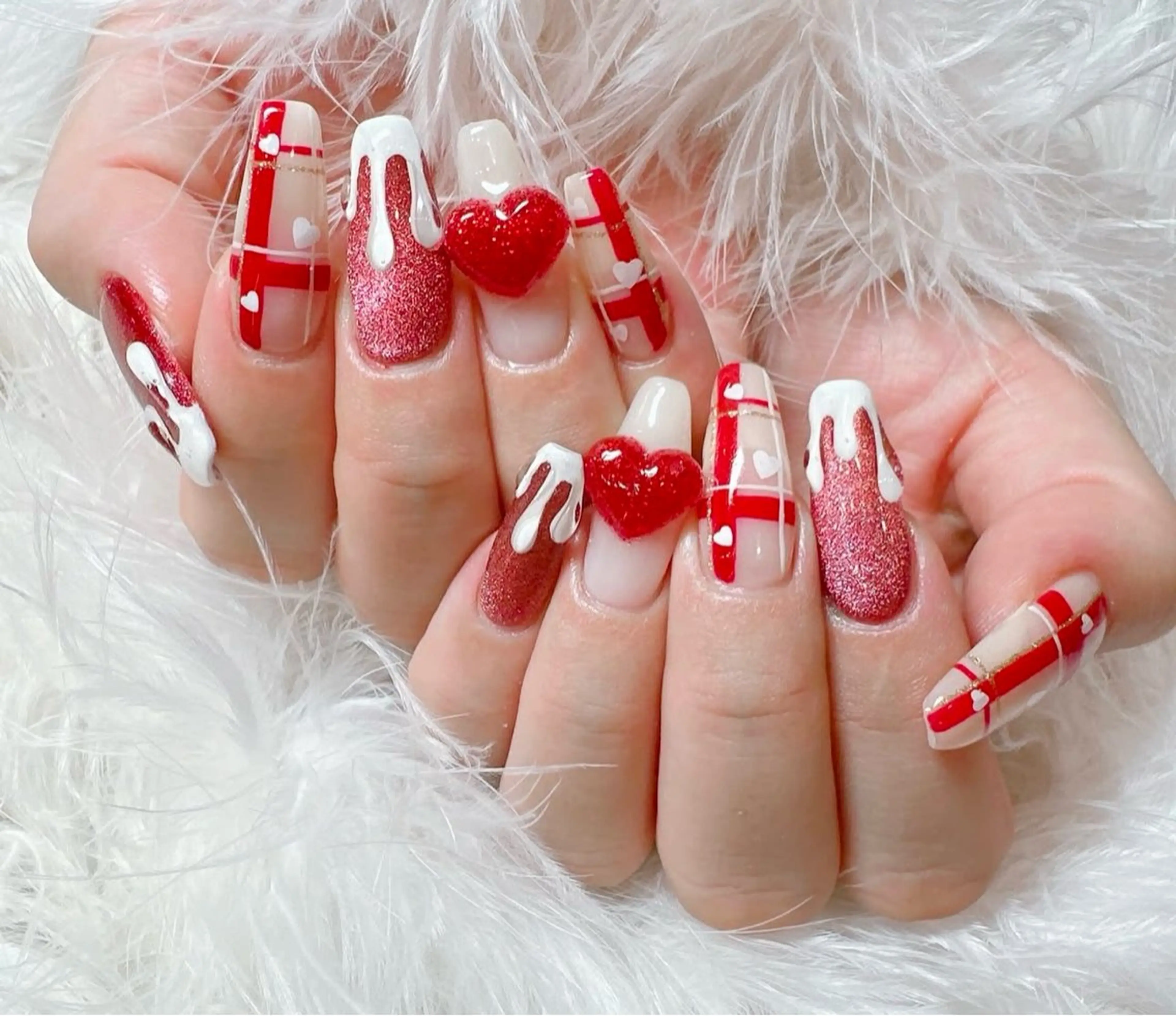 ネイル グラデーション キラキラネイル ワンカラーネイル 冬ネイル Jenn Nail Salonのネイルデザイン