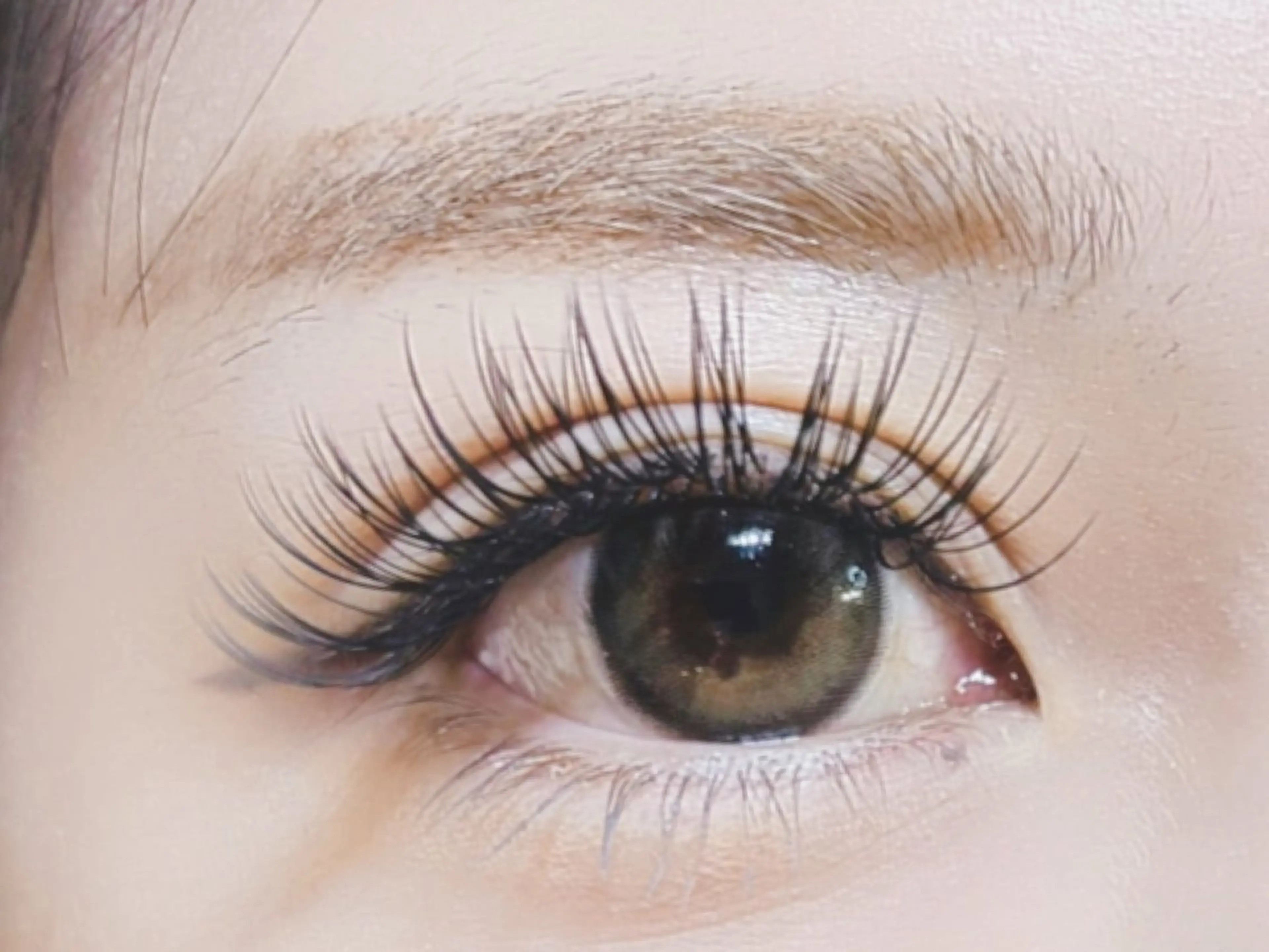 マツエク・マツパ 付け放題 バインドロック 束感まつ毛 フラットラッシュ パリジェンヌラッシュリフト マツエク オーロラ所属・AURORA RINAのマツエク・マツパデザイン