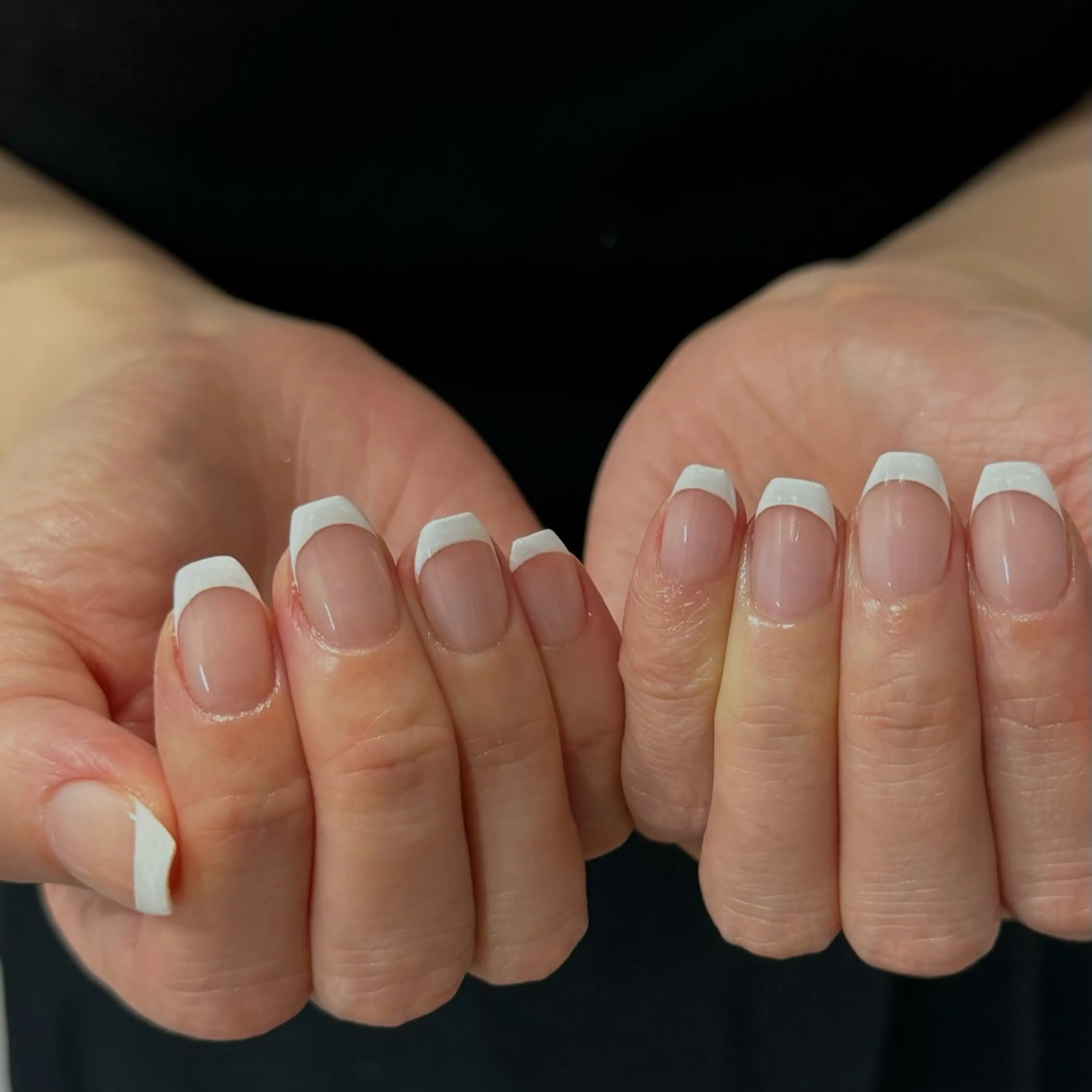 【パラジェル】オフ有フレンチネイル🌼の写真