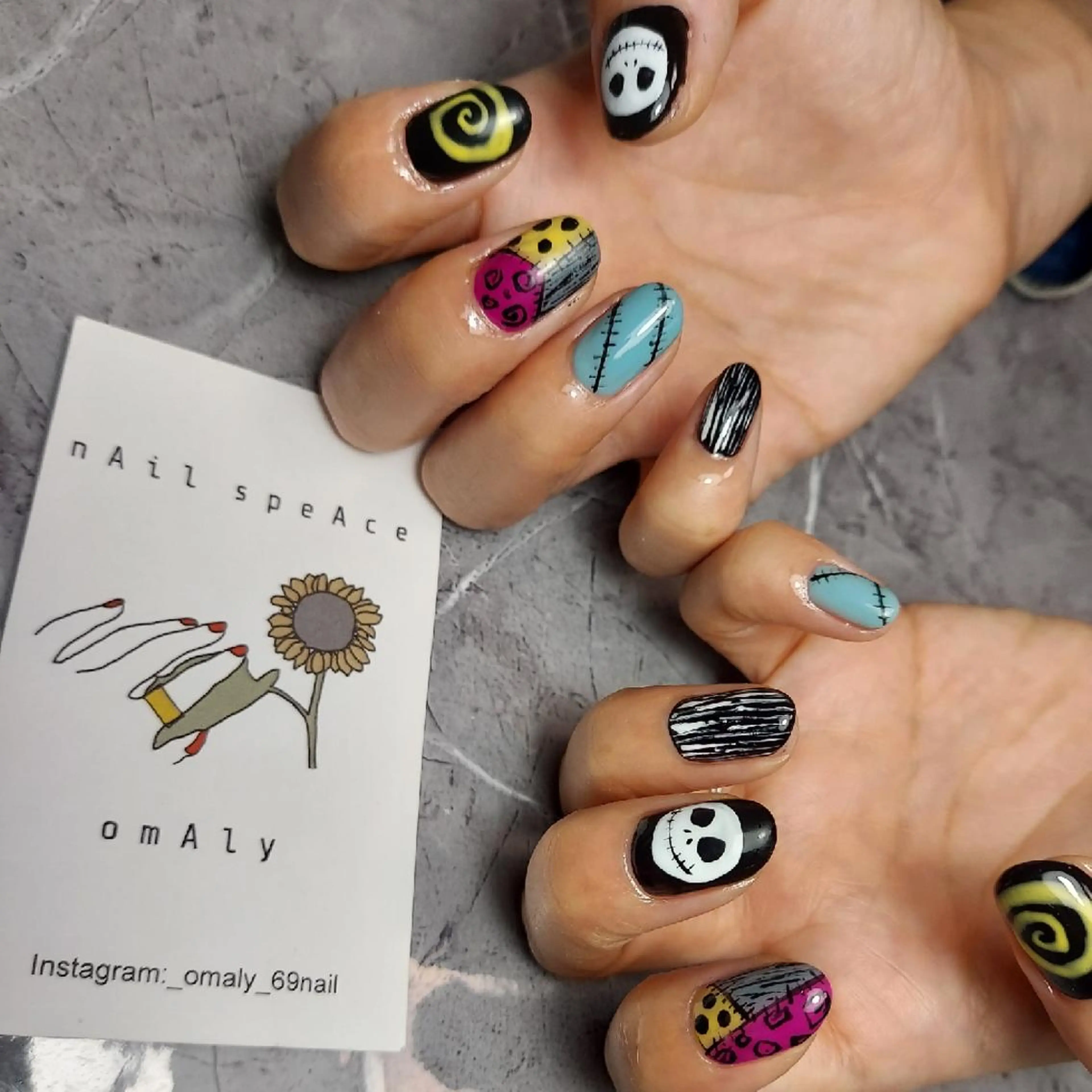 ショート ハンドネイル Nailspeace Omalyのネイルデザイン