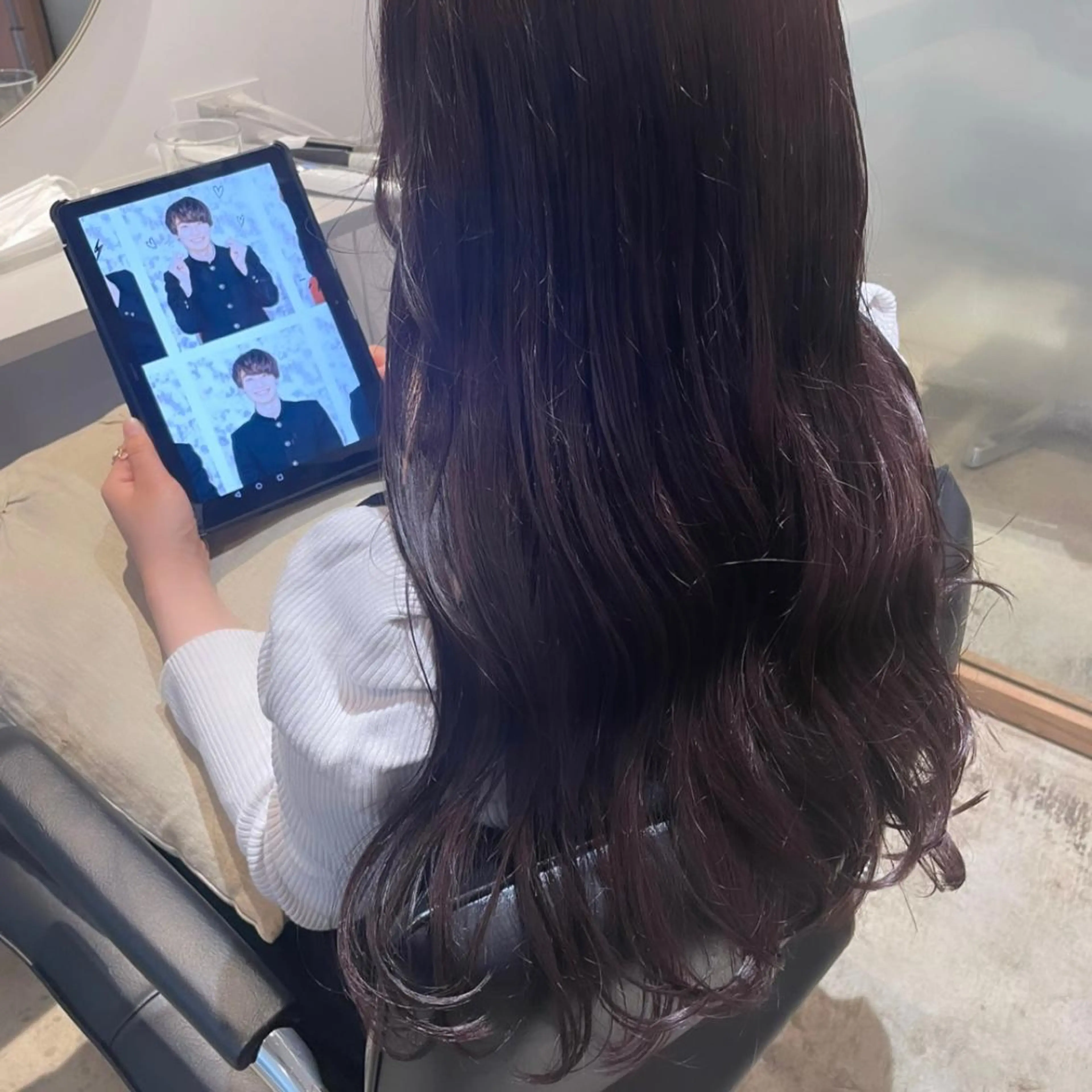 ロング カラー ヘアアレンジ 透明感カラー ラベンダーカラー 髪質改善 ヘアカラー トリートメント REONA🪽✨薬院 レイヤーカット🫧のヘアスタイル