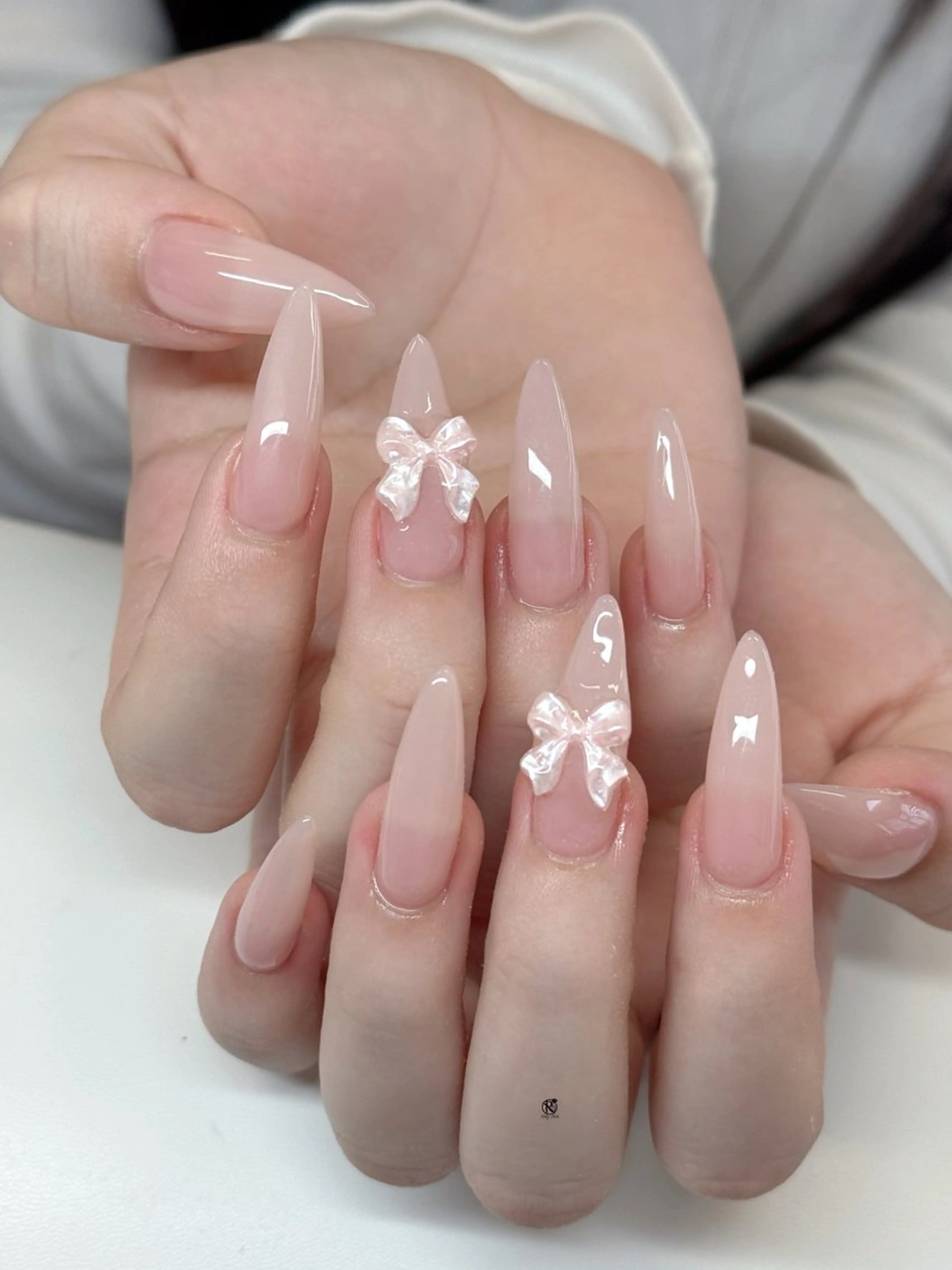 ネイル チークネイル ドット フレンチネイル グラデーション ハート ハンドネイル Ruby Nail 霞ヶ関店のネイルデザイン