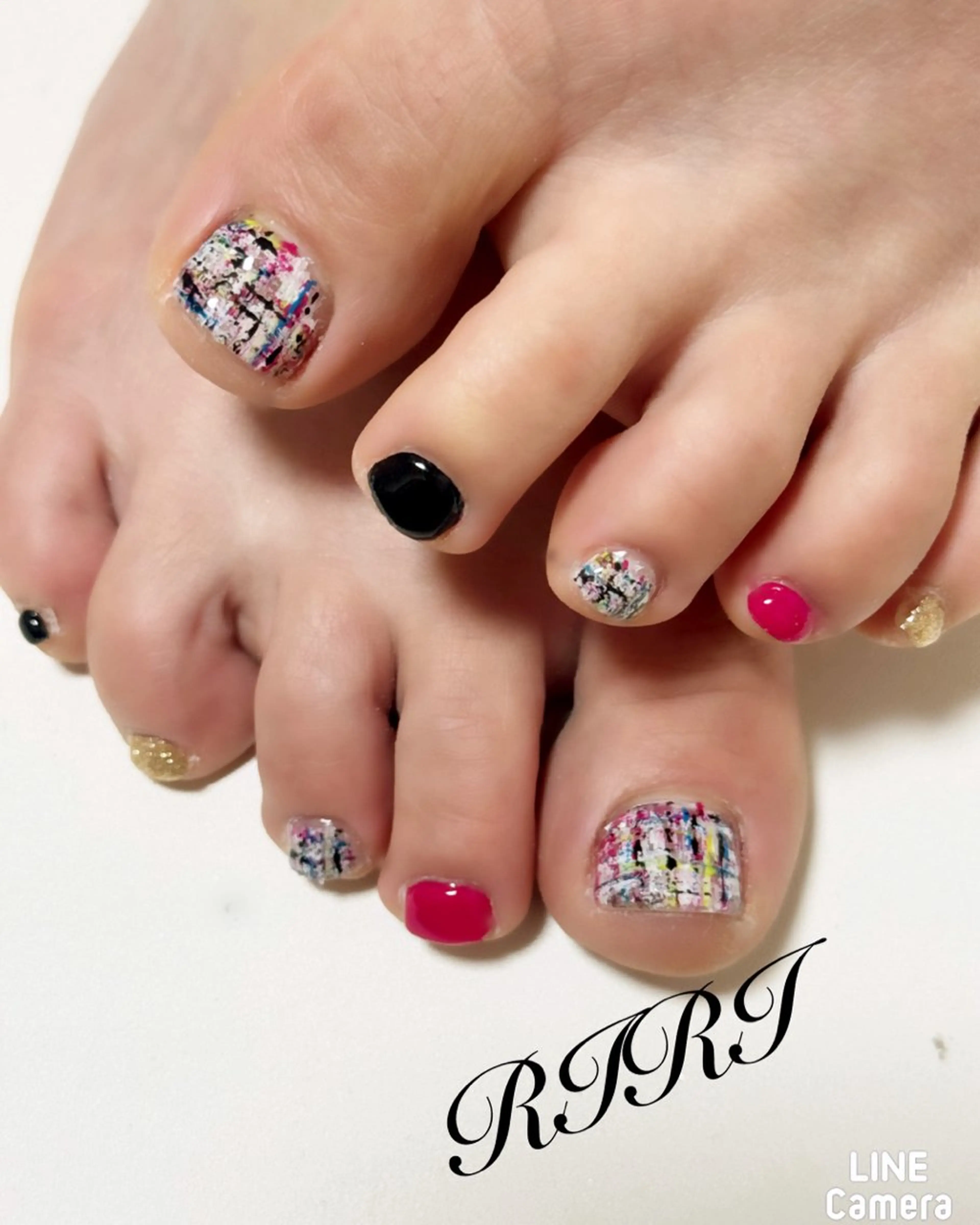 ネイル フットネイル ジェルネイル キラキラネイル 韓国ネイル ピンク ハンドネイル riri オーナーのネイルデザイン
