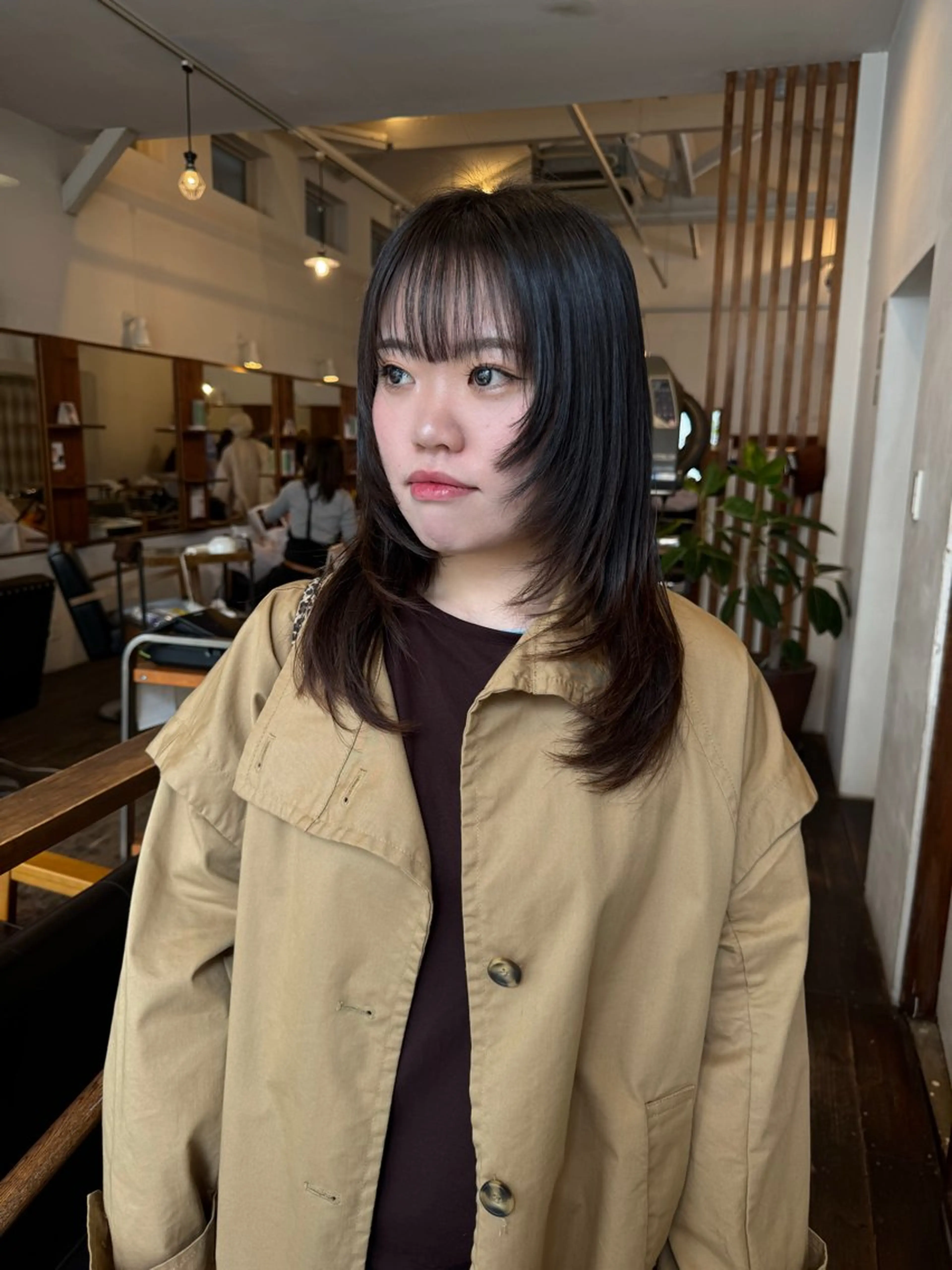 ミディアム カット MOK大阪梅田店 Asahiのヘアスタイル