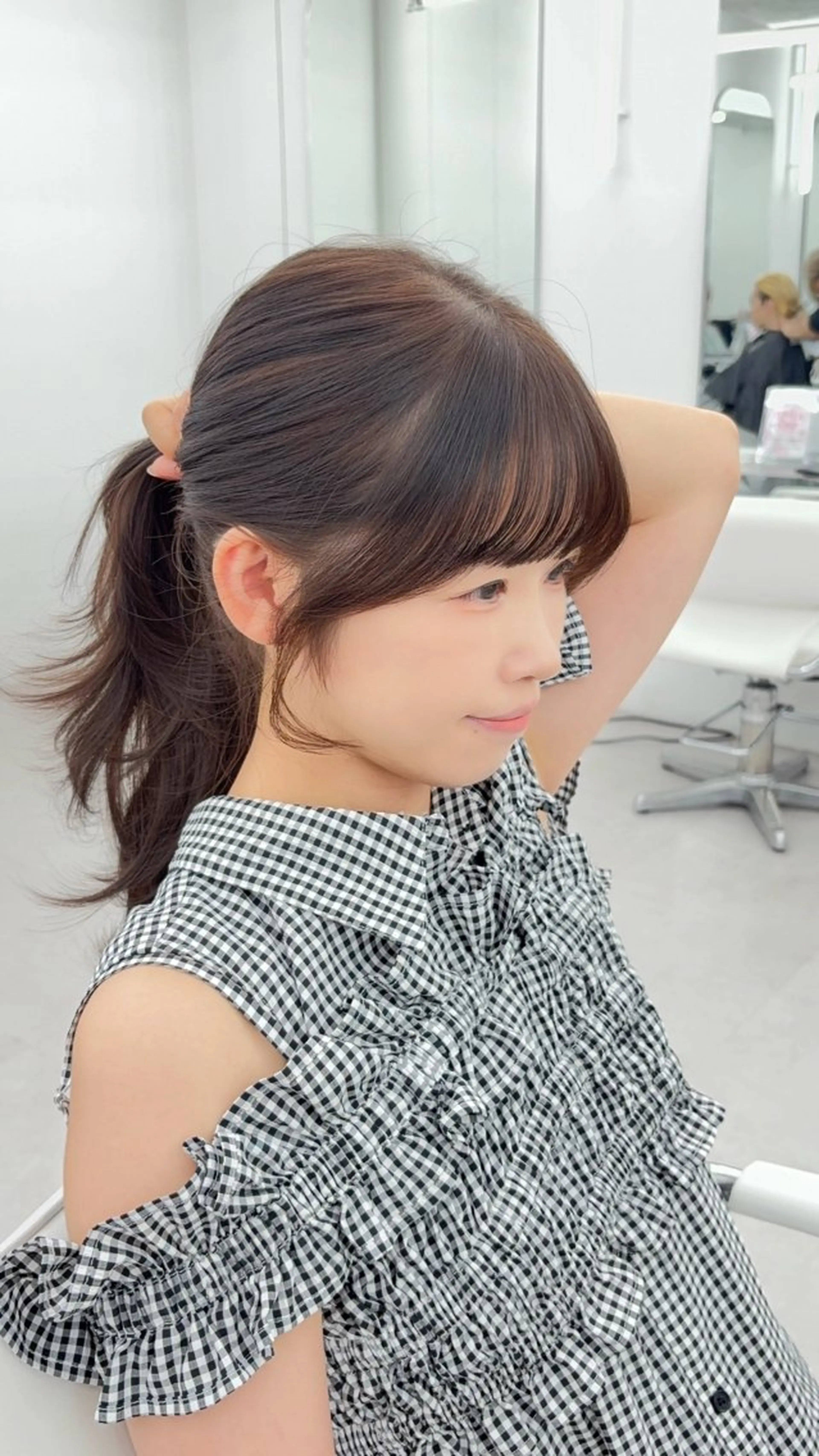 セミロング カラー レイヤーカット 小顔カット カット トリートメント 韓国ヘア/レイヤー/ 顔まわり足立遥奈のヘアスタイル