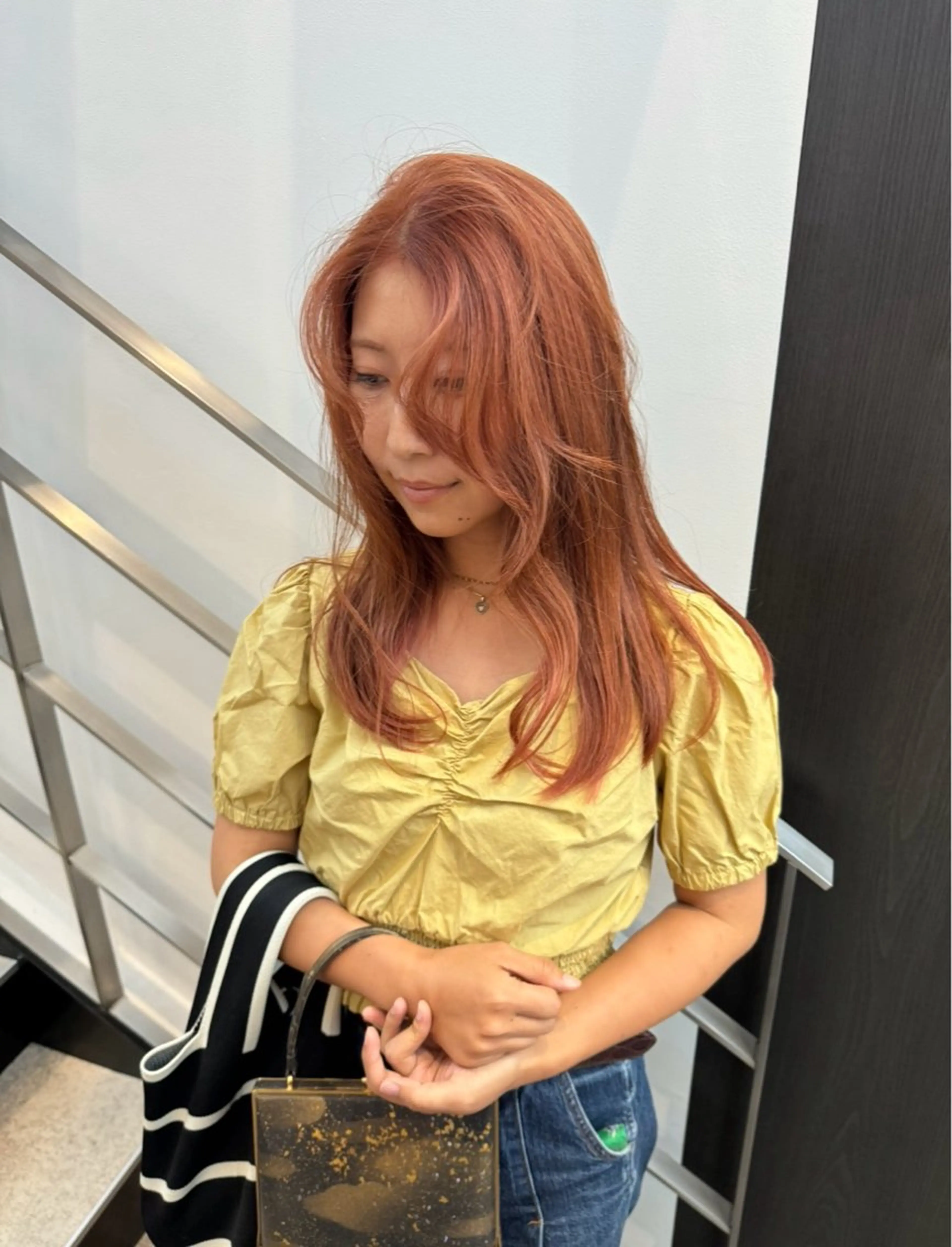 セミロング 顔周りカット カット ヘアカラー miu （ミユ）のヘアスタイル