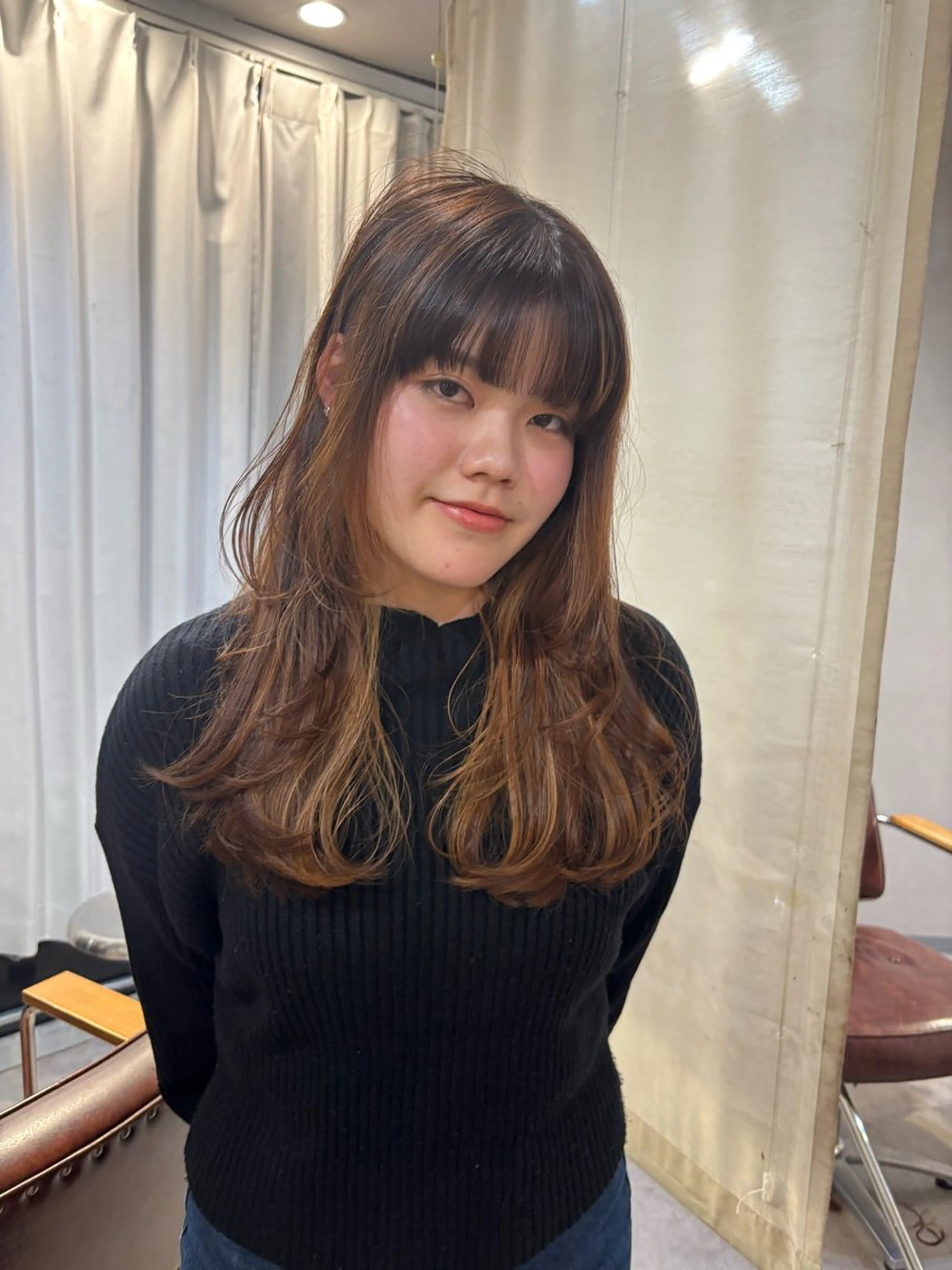 ロング ハイレイヤー レイヤーカット 野口 咲愛のヘアスタイル