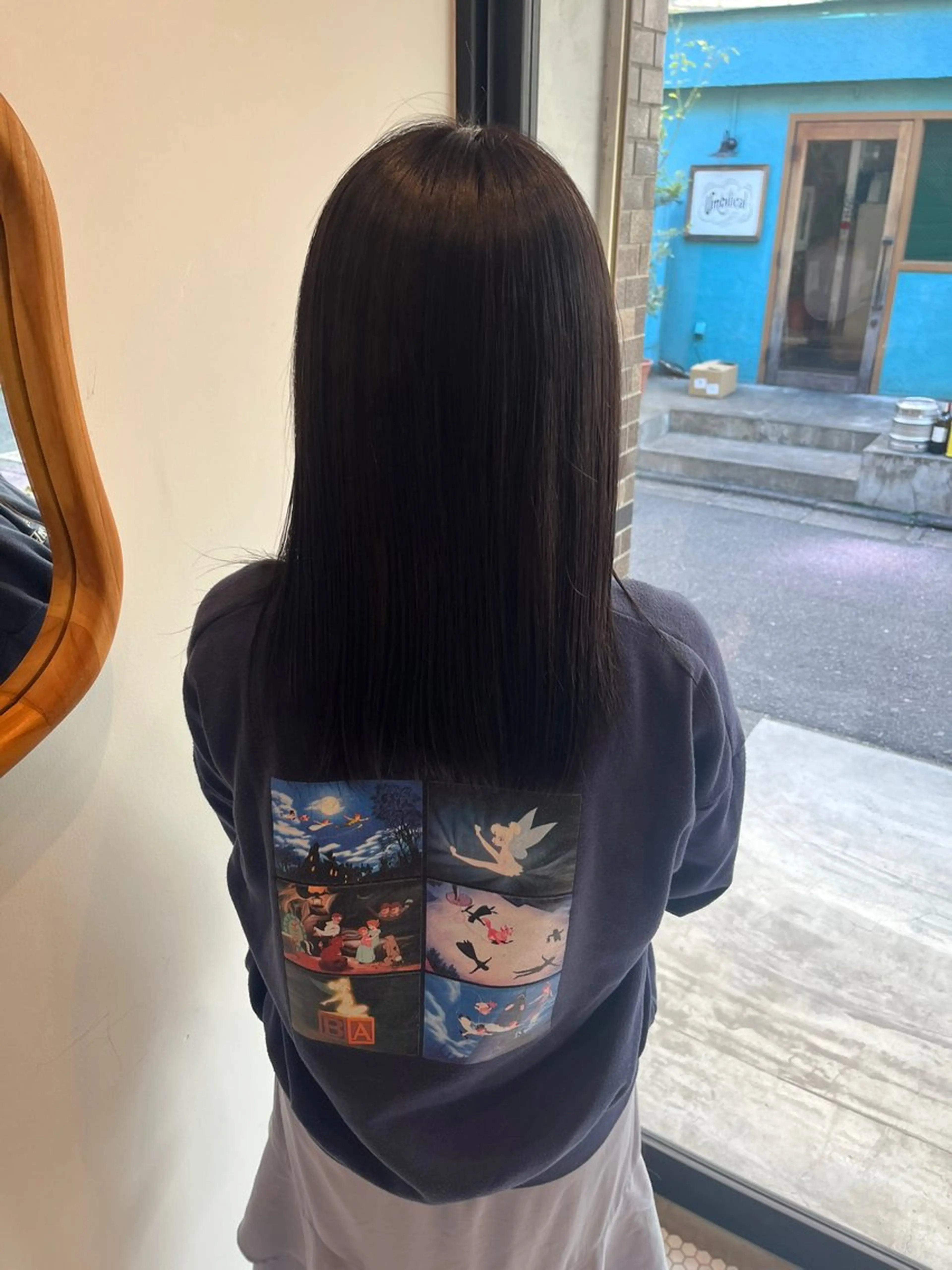 セミロング モモセ ユメトのヘアスタイル