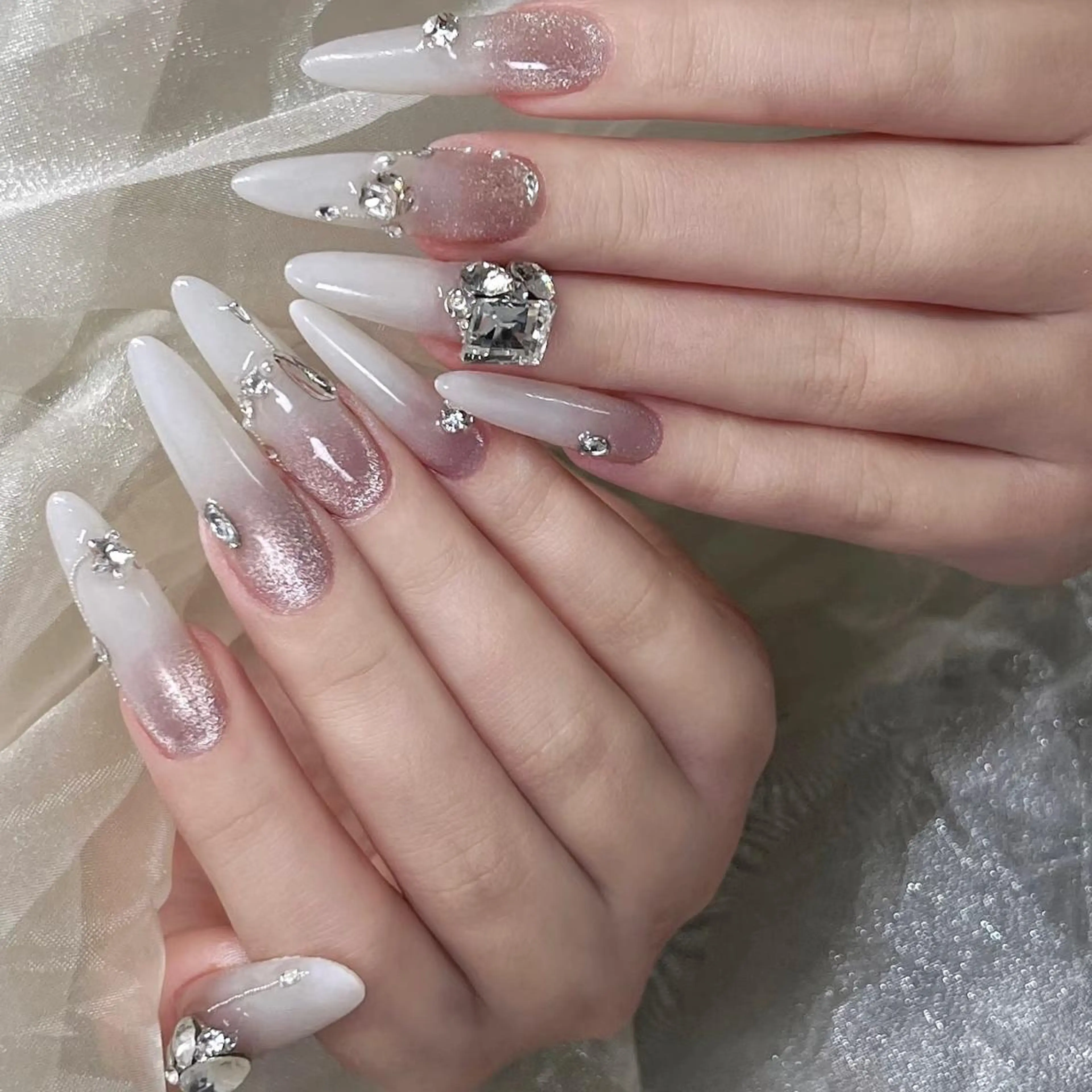 ネイル ハンドネイル ハンドケア 🍑 momo_nailのネイルデザイン