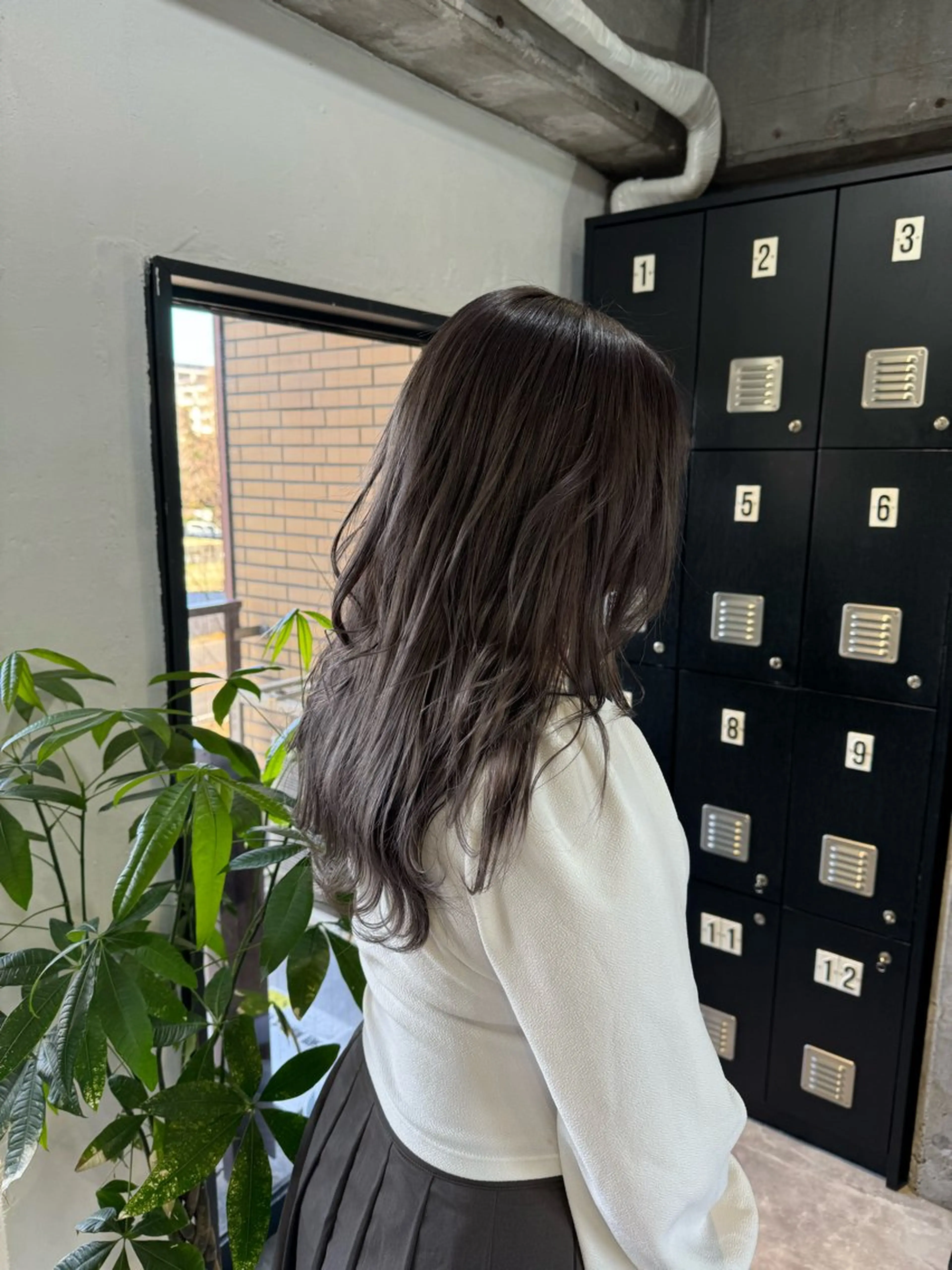 ロング カラー イルミナカラー ヘアカラー トリートメント ヘッドスパ Akua【代表】 Kazumaのヘアスタイル