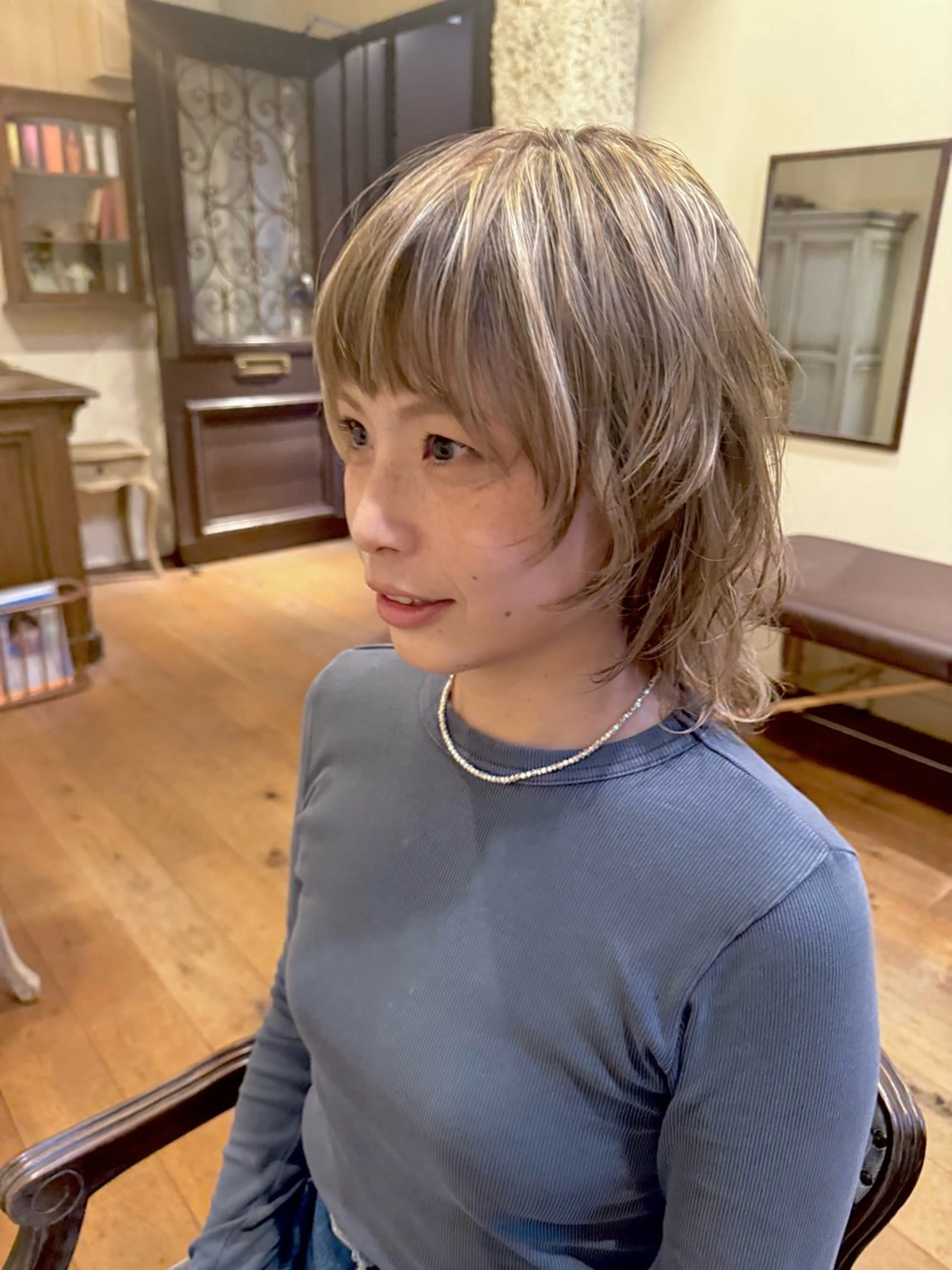 ミディアム 顔周りカット ウルフカット Un hair salon所属・🪿ｍａｉｋｏ🌿 プライベートサロンのヘアスタイル