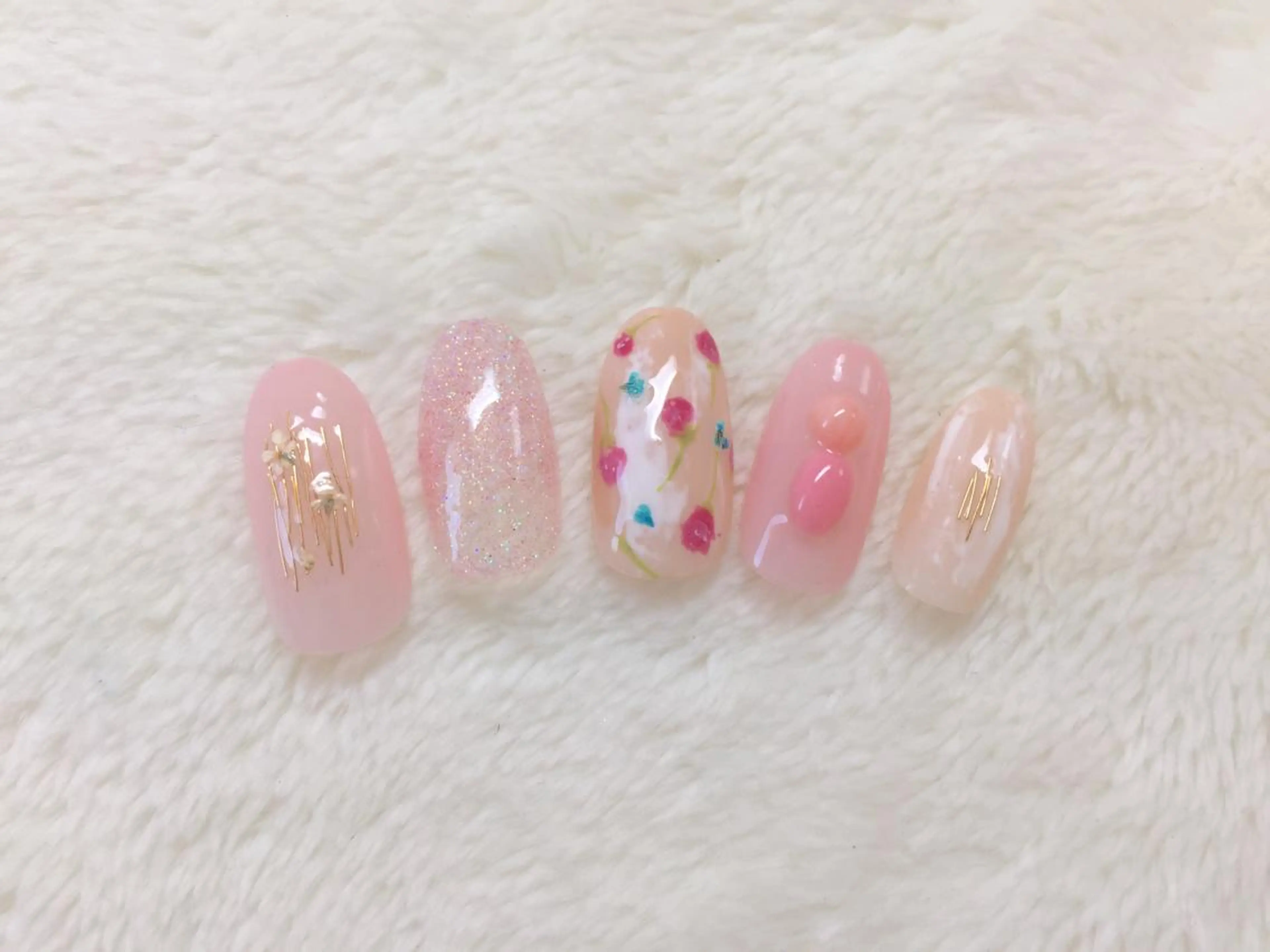 ネイル nailist TOMOのネイルデザイン