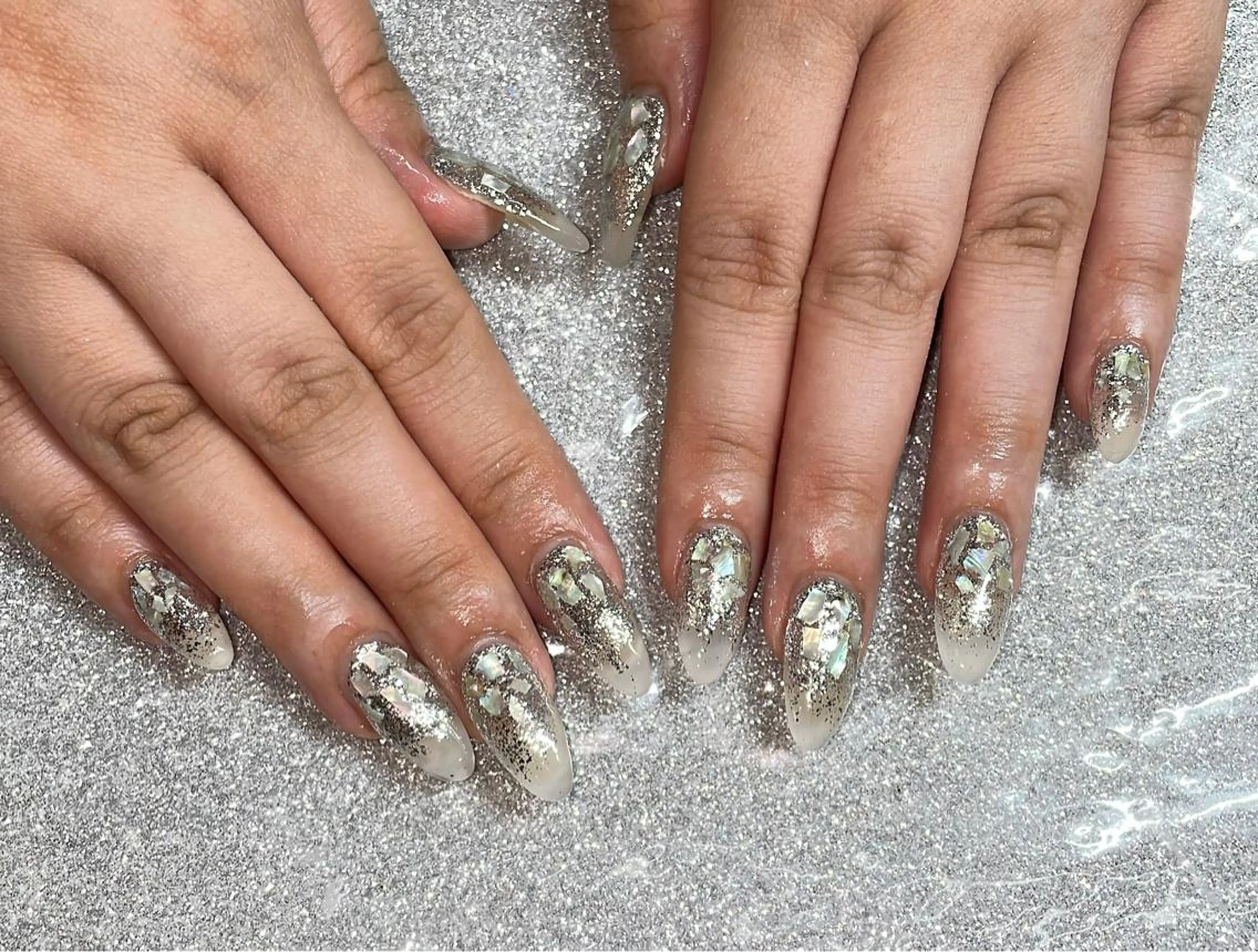 ネイル VIERU 🌈🎀💖のネイルデザイン