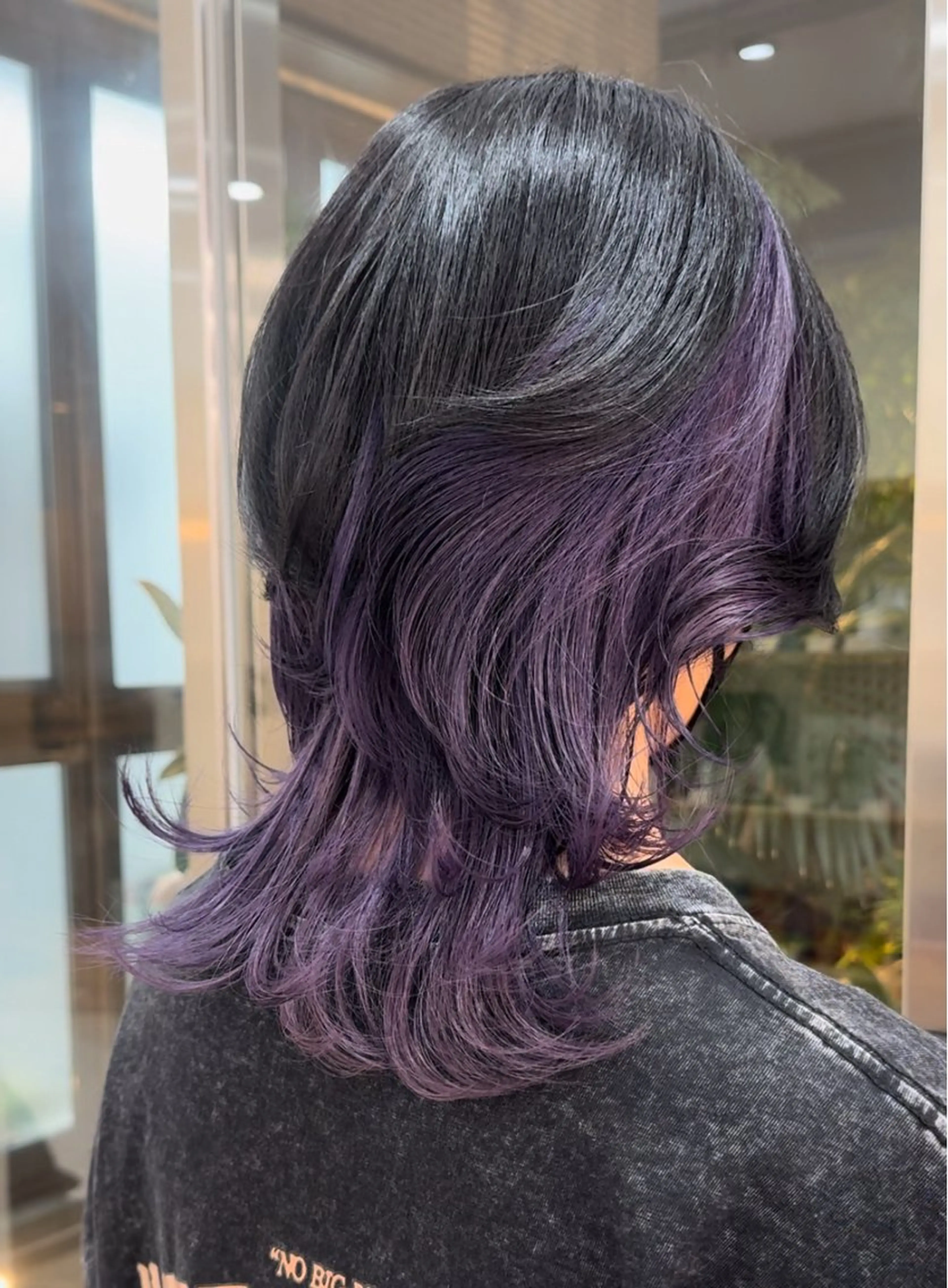 カラー 山下 莉歩のヘアスタイル