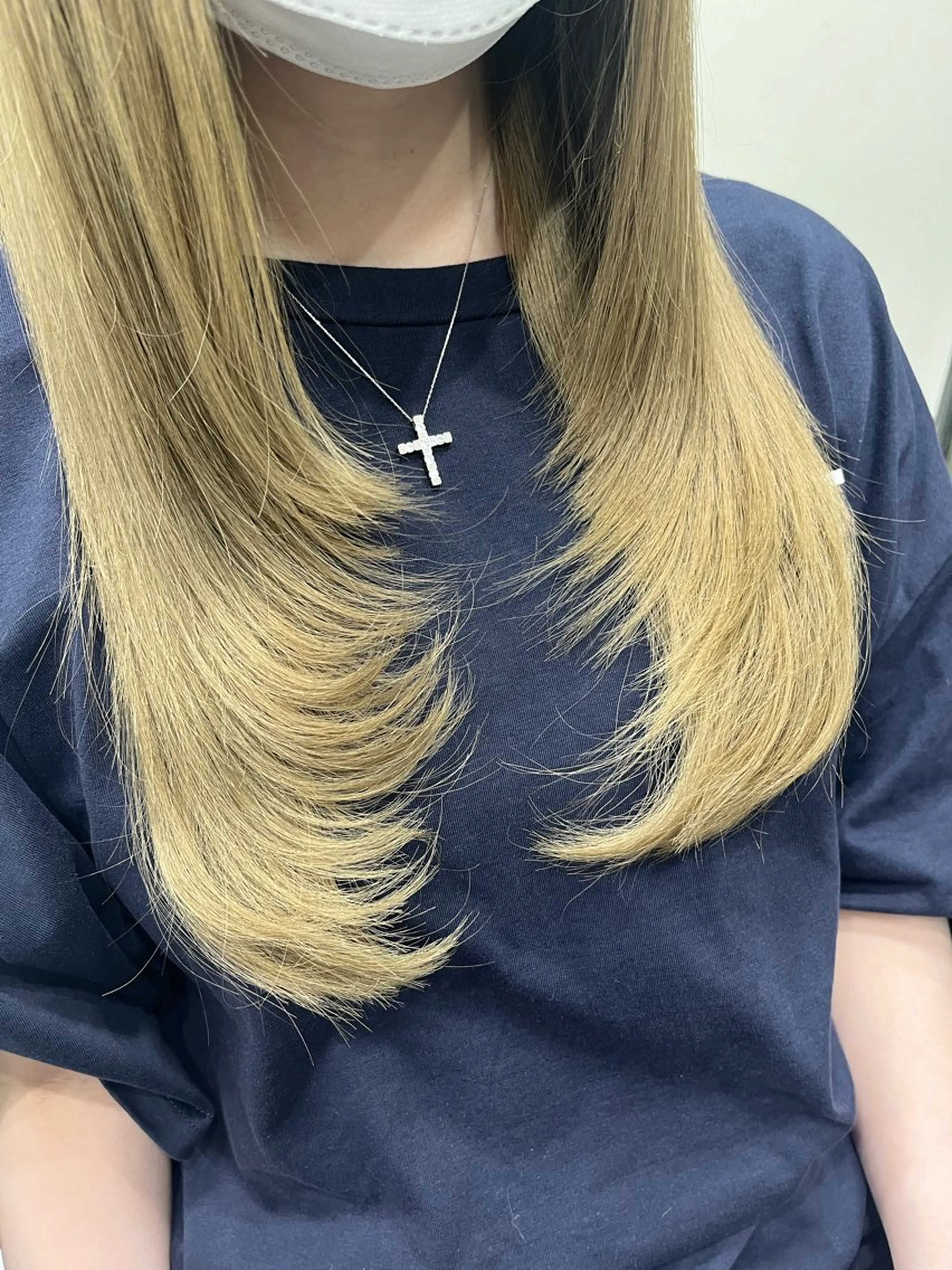 ロング ☘️上村 ☘️髪質 改善/透明感カラーのヘアスタイル