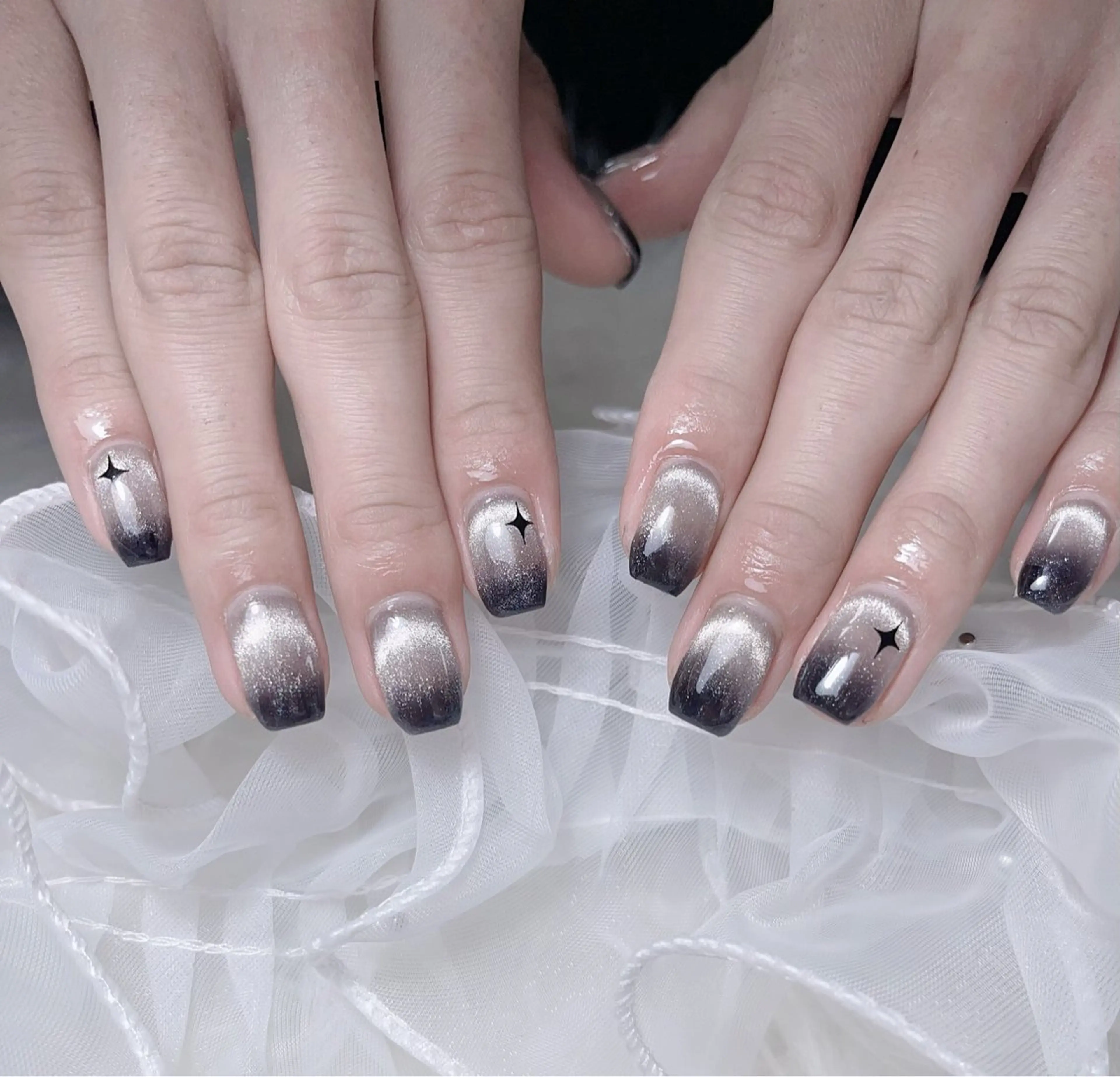 ネイル Rainrain💧 パーツ豊富、やり放題のネイルデザイン