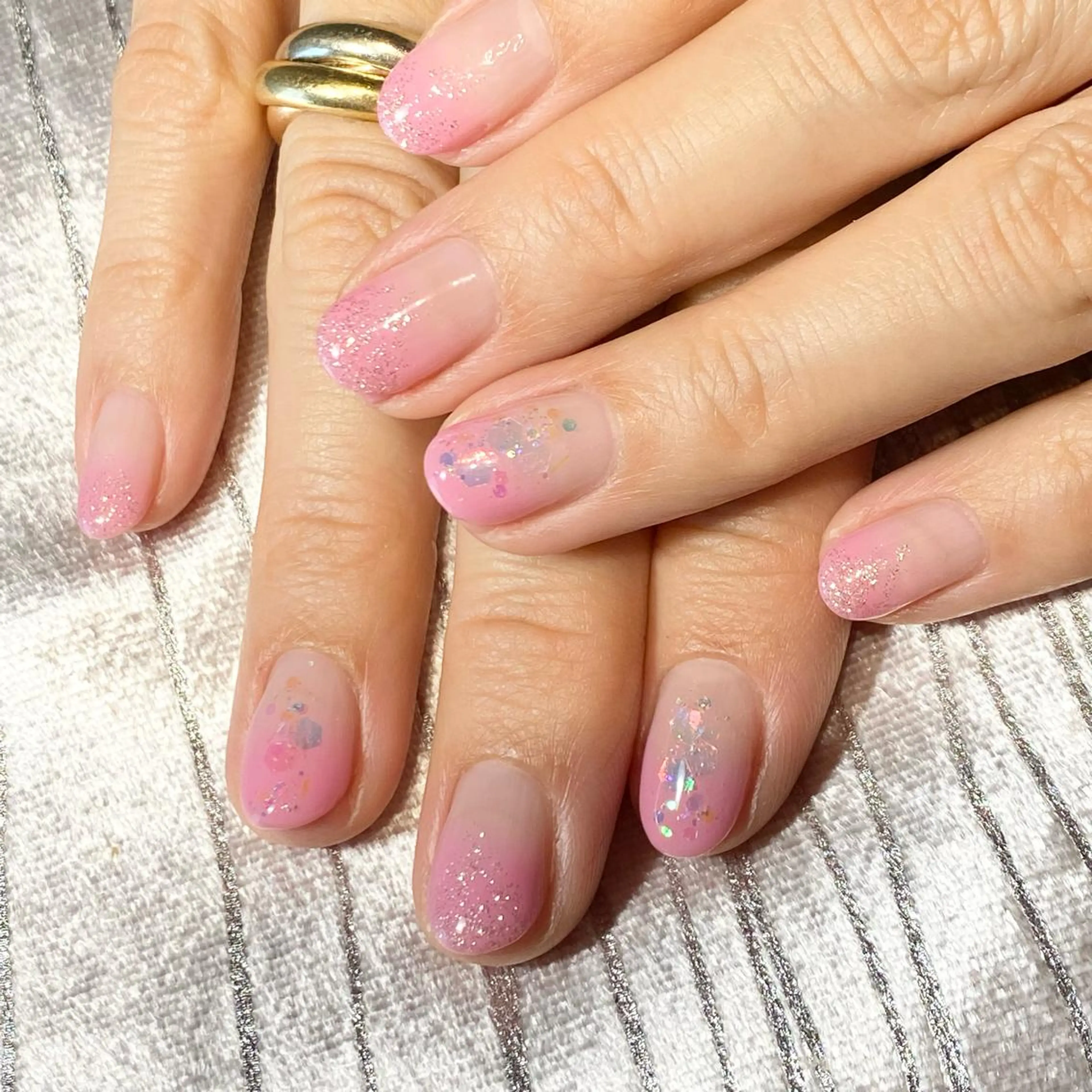 ネイル Flore (フロール)の眉毛・アイブロウイメージ