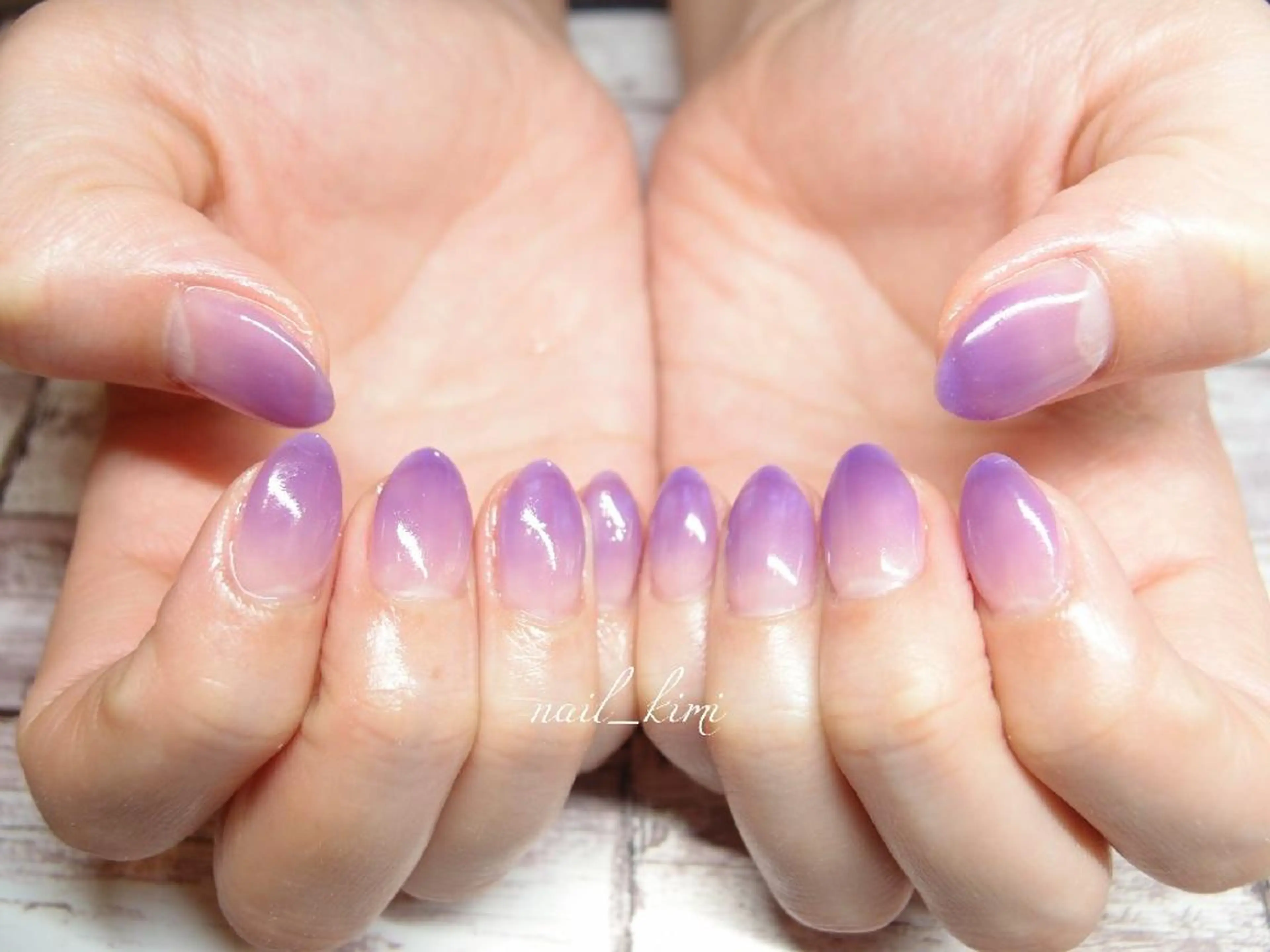 ネイル グラデーション ConneQt所属・ETHOSENSE. kimikaのネイルデザイン