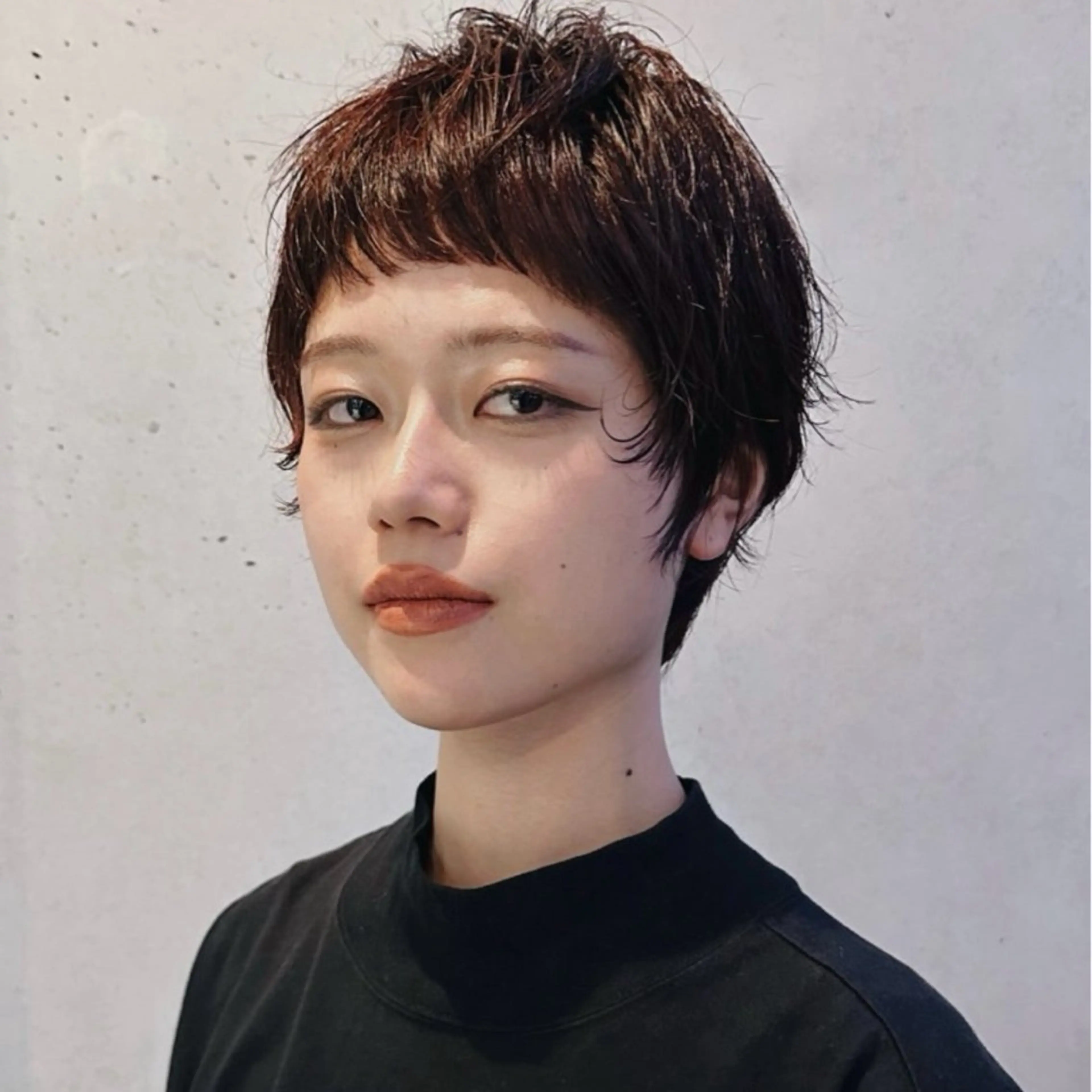 ショート カラー パーマ 前野 日奈のヘアスタイル