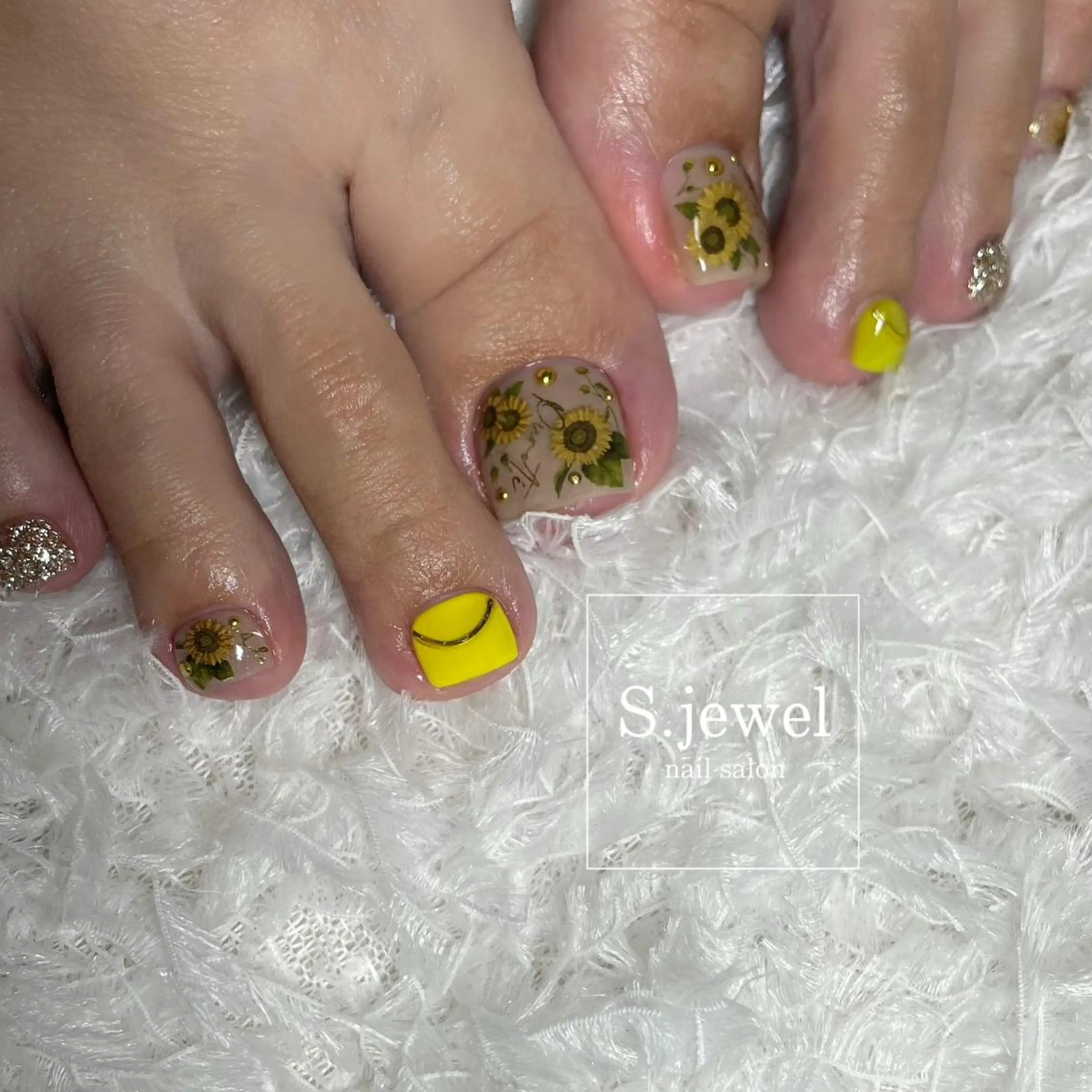 ネイル S♡JEWEL所属・S. JEWELのネイルデザイン