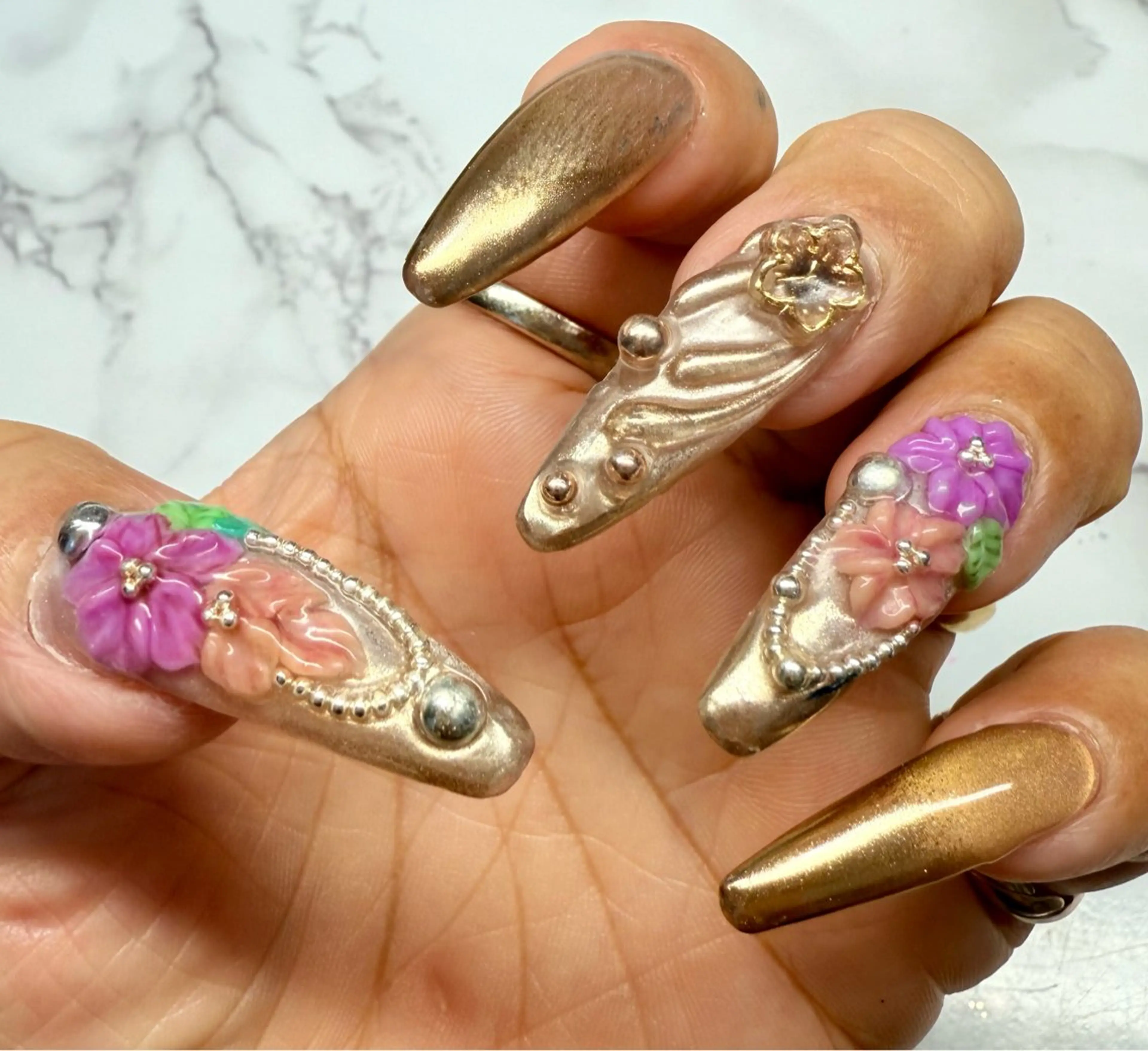 ネイル アートネイル チークネイル フレンチネイル 氷ネイル・うるうるネイル キラキラネイル M.N_ nailのネイルデザイン