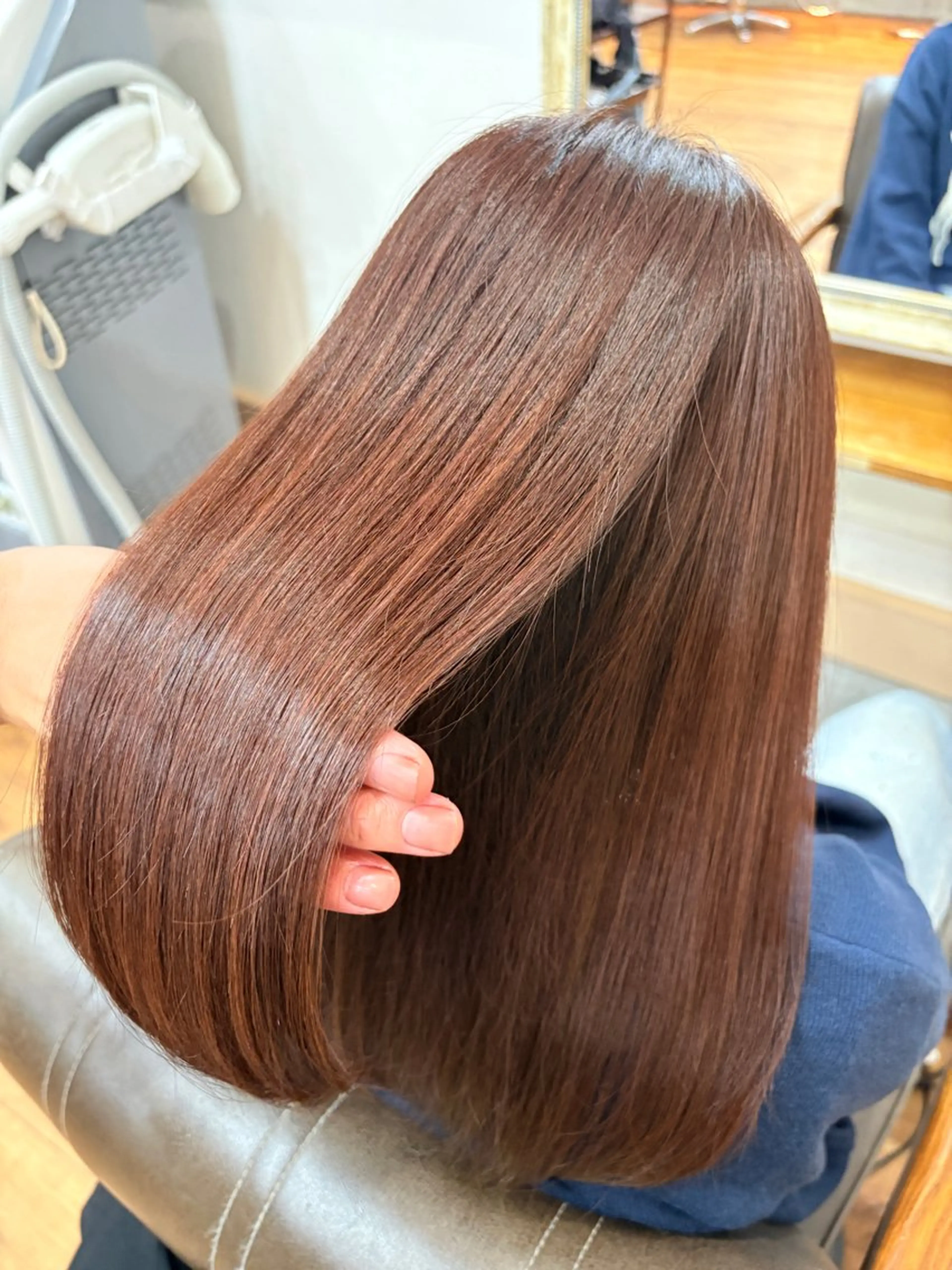 セミロング カラー 髙木 優人のヘアスタイル