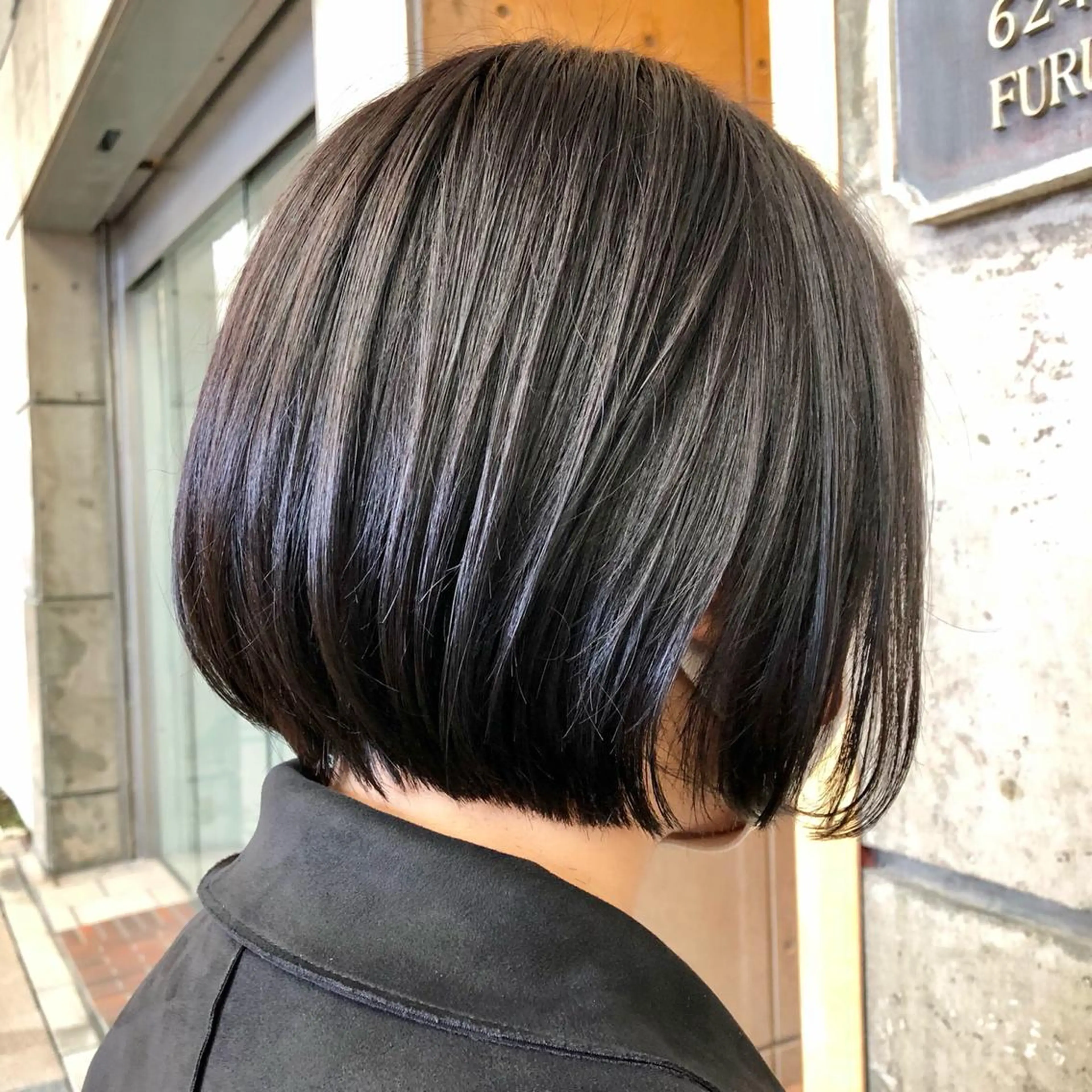 ショート カラー バイオレットカラー ショートヘア カット ヘアカラー ウルフ/レイヤー/ ベージュ/山宮 大樹のヘアスタイル